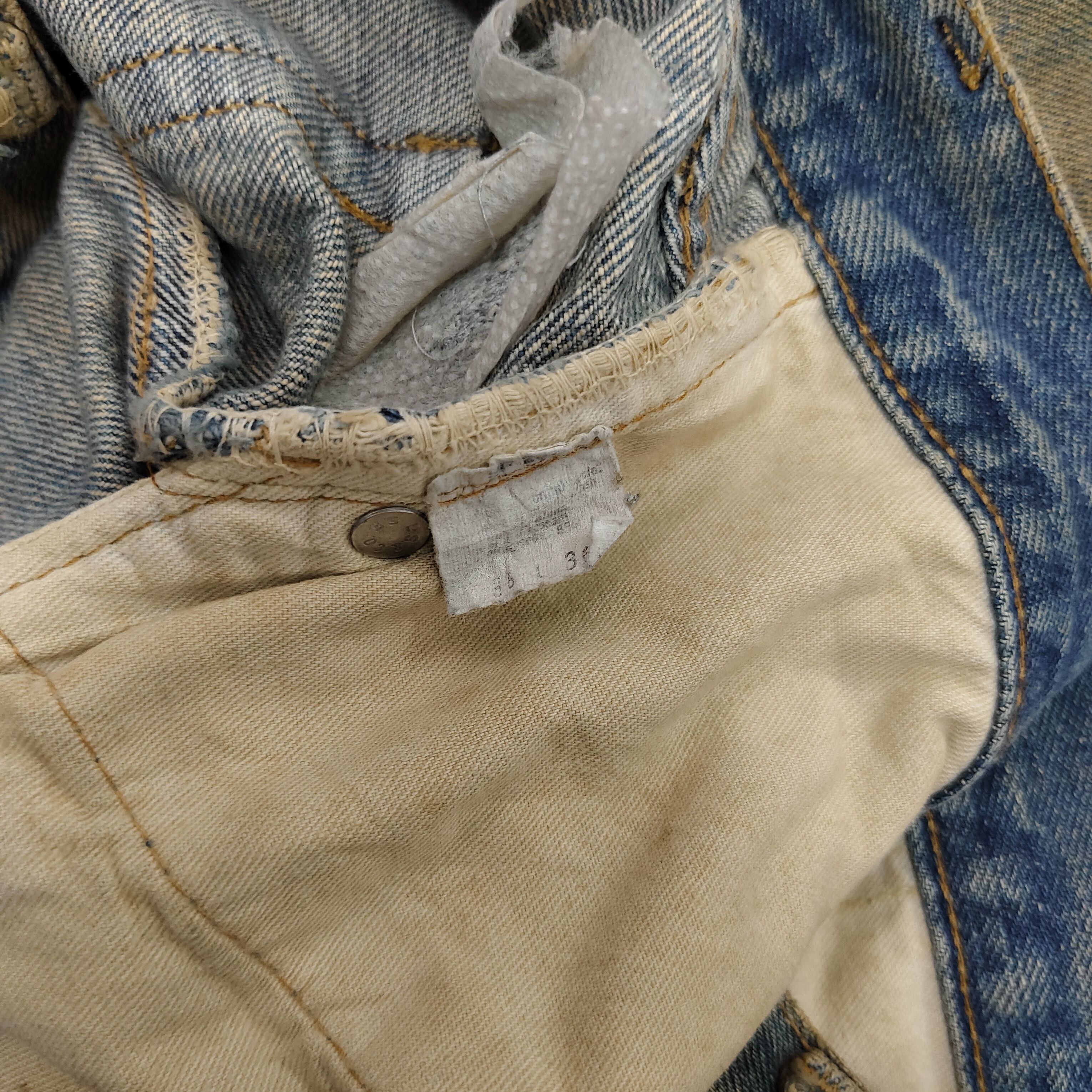 Levi's True Vintage 70s Levi's 501 Selvedge Distressed Ripped Jean Size US 34 / EU 50 - 16 Thumbnail