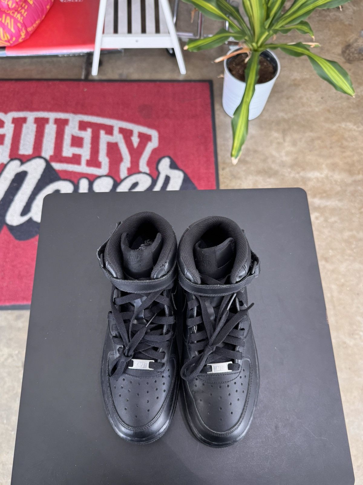 Nike Nike Air Force 1 Mid Black Sz.6.5Y (2014) Size US 6.5 / EU 39-40 - 2 Thumbnail