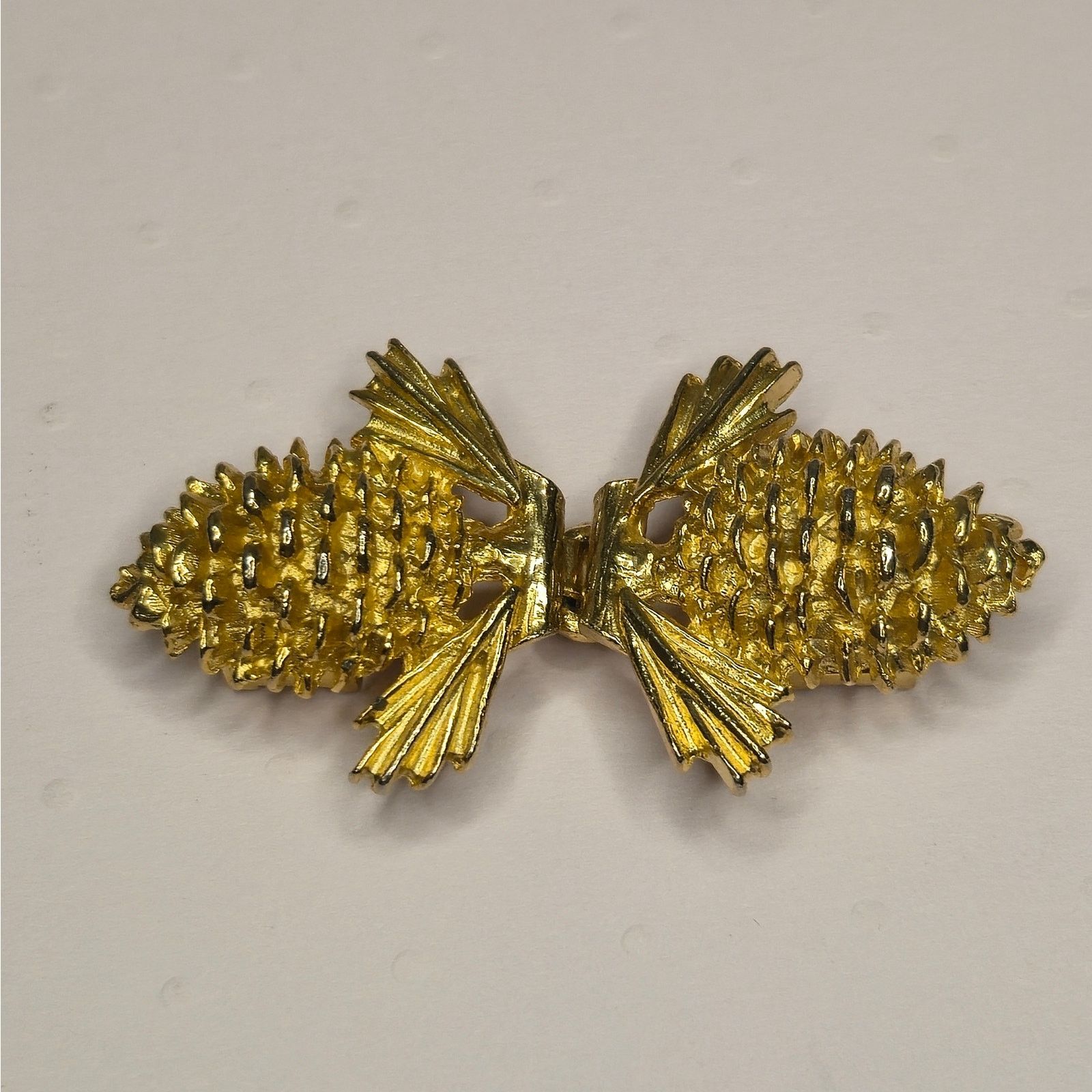 Vintage Vintage Mimi di N 1975 Gold Tone Pine Cone Belt Buckle Size ONE SIZE - 1 Thumbnail