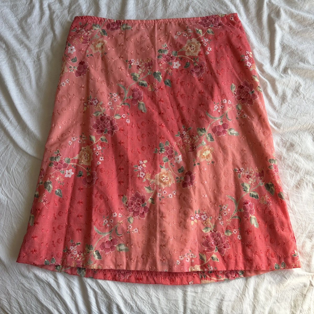 Other Vintage exact change pink floral embroidered skirt Size 28" / US 6 / IT 42 - 1 Thumbnail