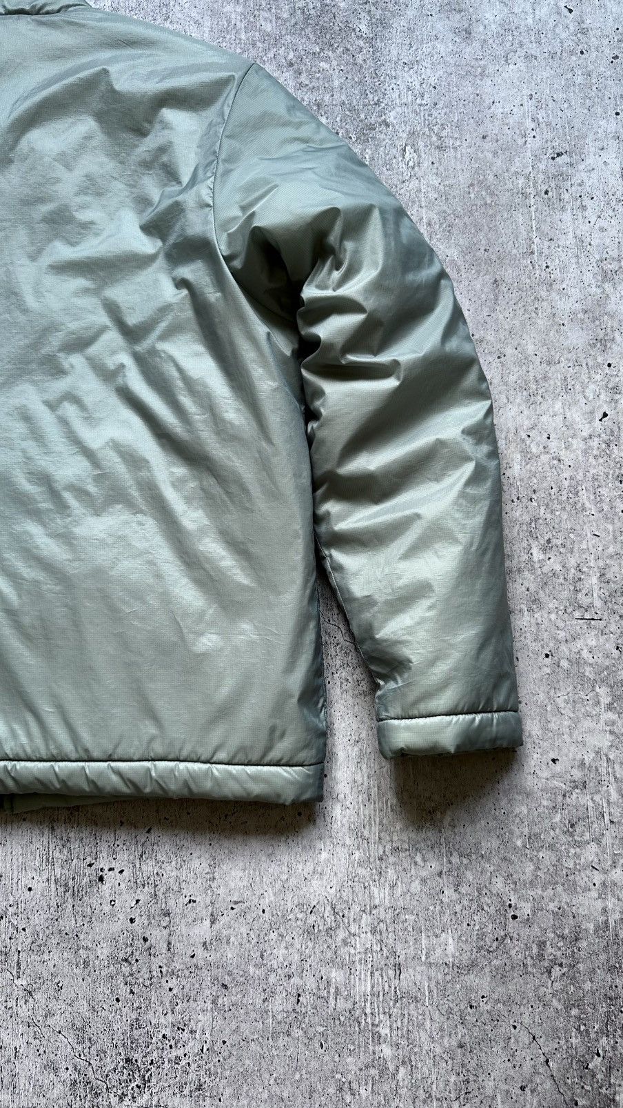 Nike NIKE RETRO NYLON Y2K LIGHT PUFFER JACKET Size US M / EU 48-50 / 2 - 17 Thumbnail