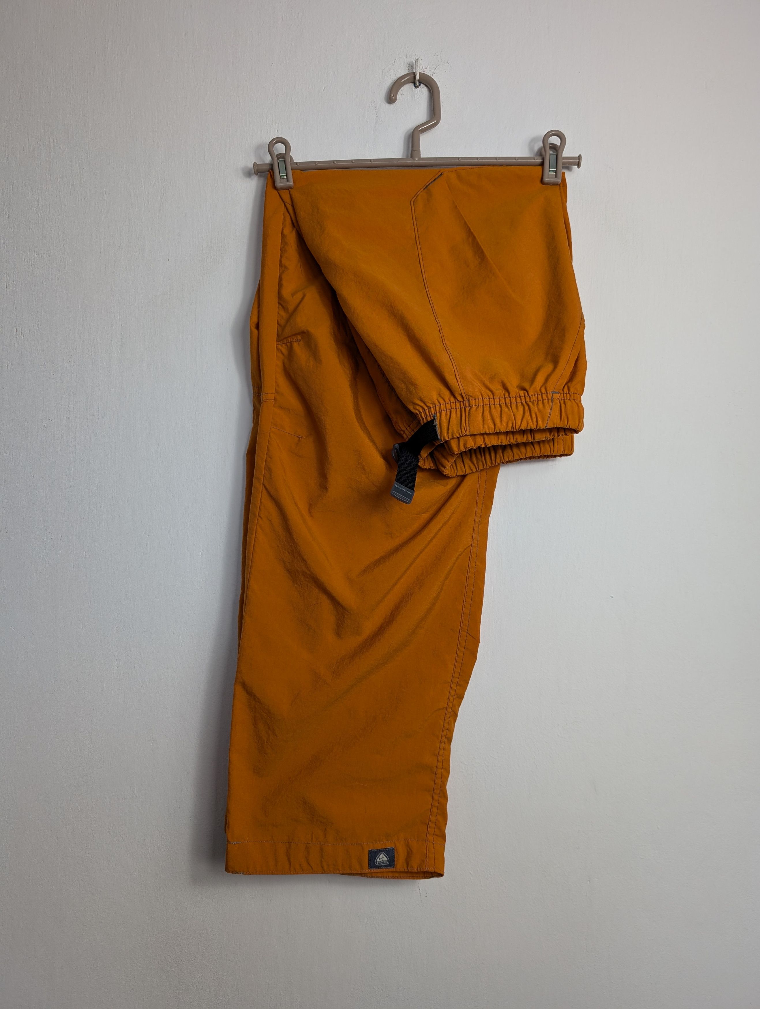 Nike ACG Vintage Nike ACG Cargo Pants Gorpcore Techwear Baggy 90s Size US 36 / EU 52 - 1 Thumbnail