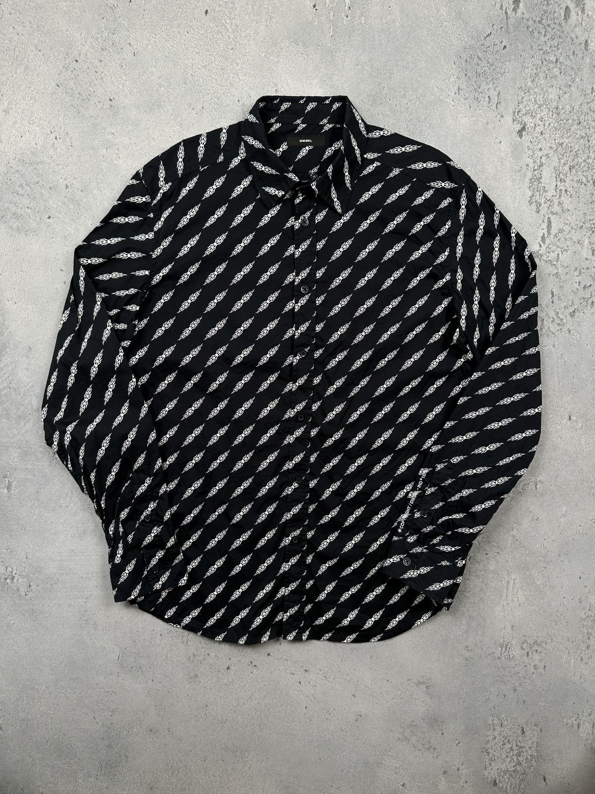 Diesel Diesel All Over Flames Print Button Up Shirt Black White Size US XL / EU 56 / 4 - 1 Thumbnail