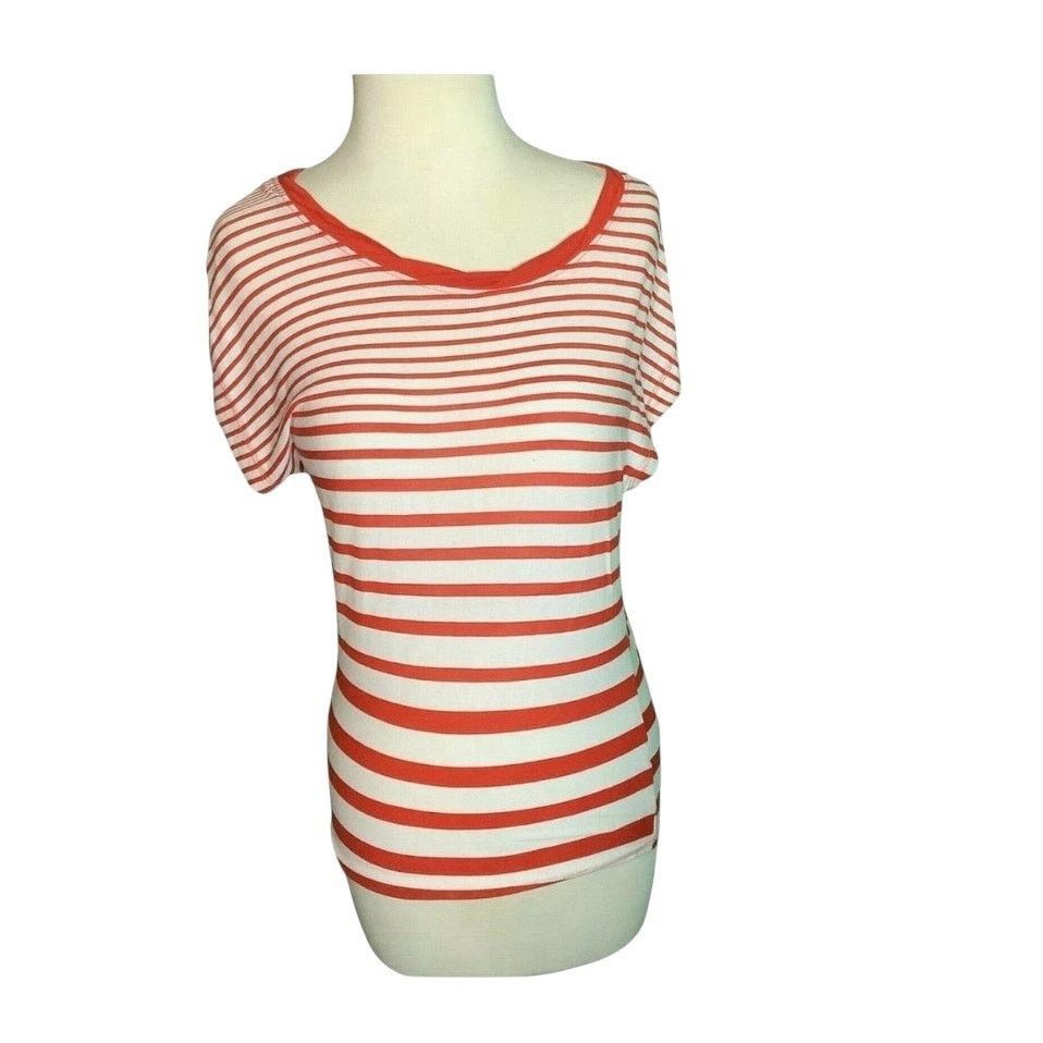 Forever 21 Casual Striped Red & White Scoop Neck Tee Forever 21 Small Size S / US 4 / IT 40 - 2 Thumbnail