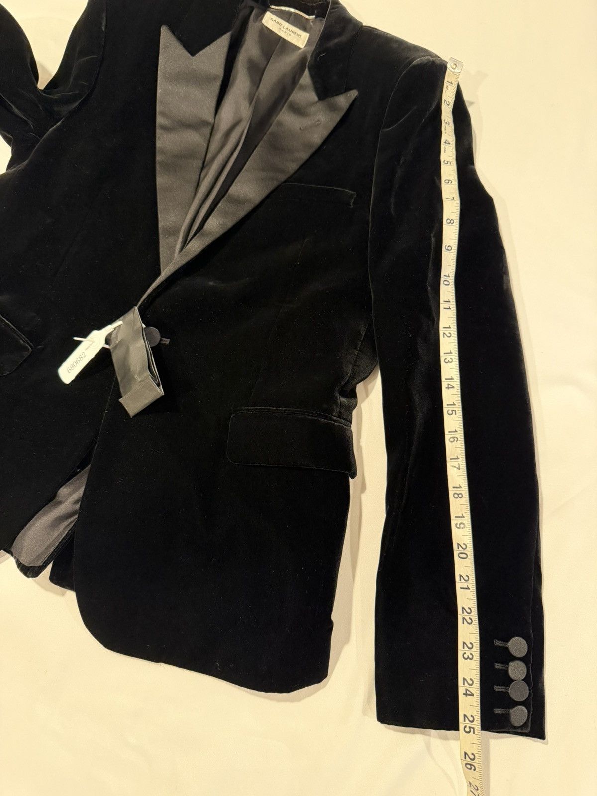 Saint Laurent Paris Saint laurent mens velvet blazer 50/40. $3860 Size US M / EU 48-50 / 2 - 2 Thumbnail