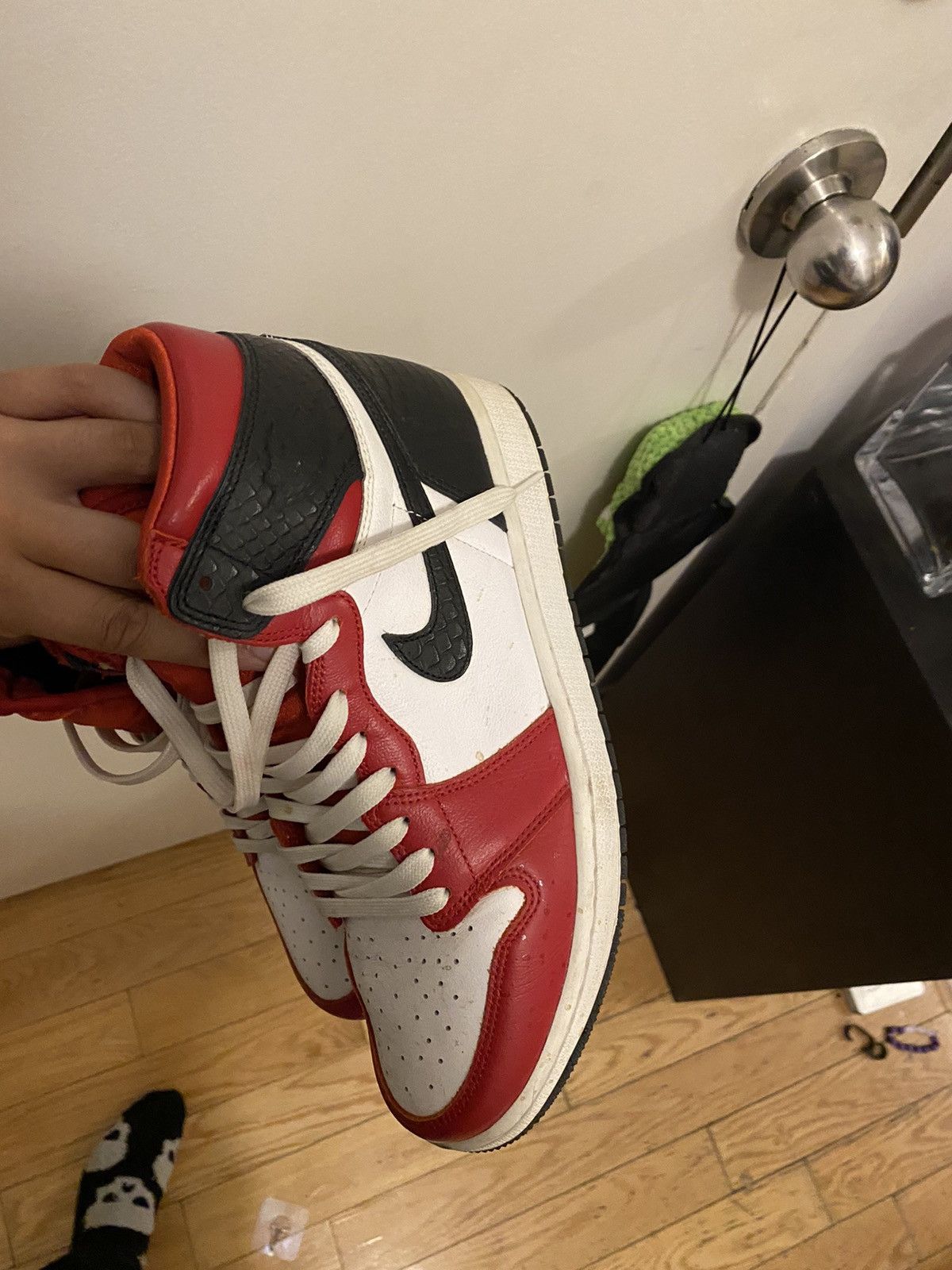 Jordan Brand × Nike Air Jordan 1 Satin Snake Size US 8.5 / EU 41-42 - 7 Thumbnail