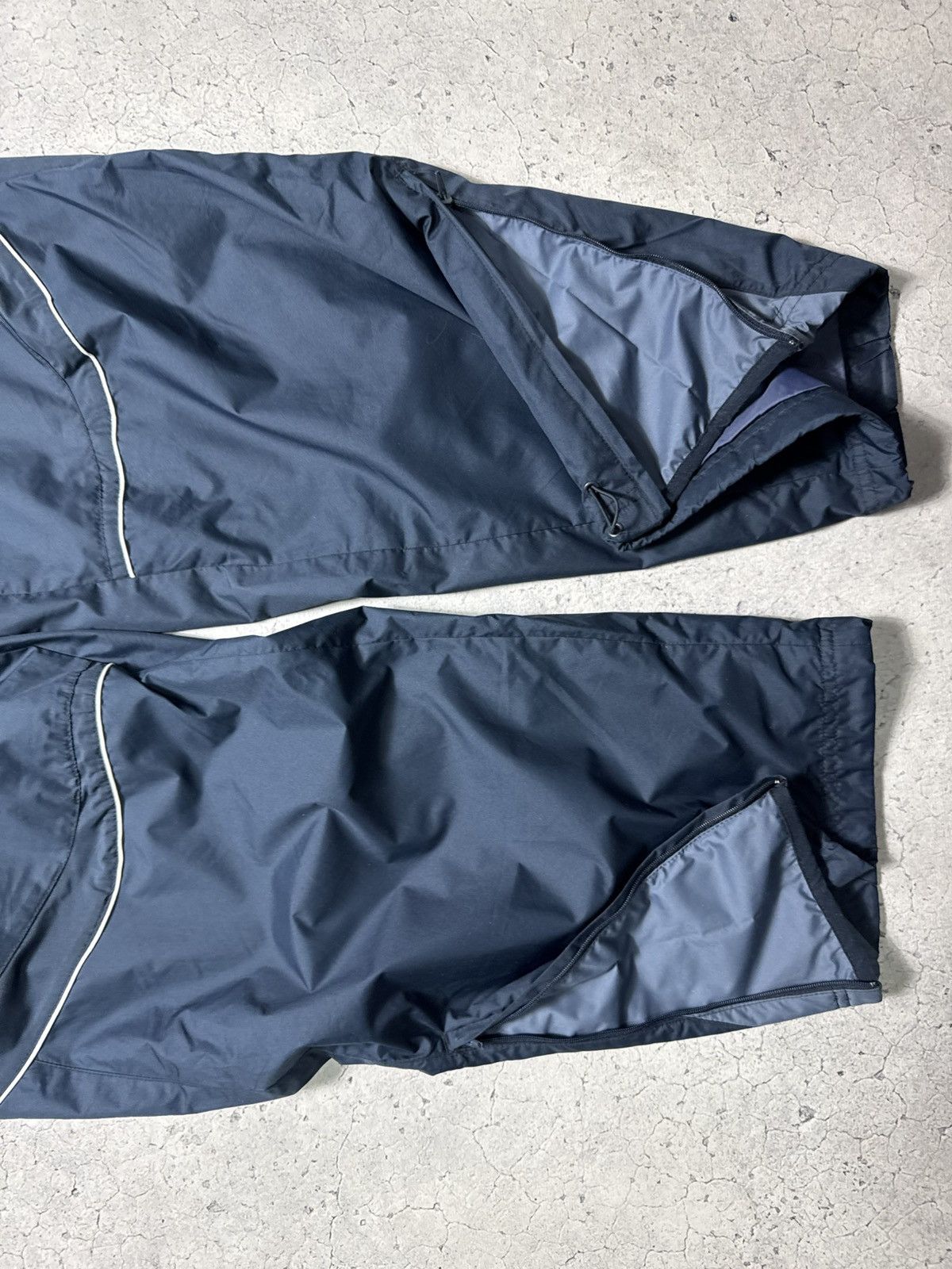Nike Nike Vintage Nylon Track Suit Jacket & Pants Size XL Size US XL / EU 56 / 4 - 13 Thumbnail