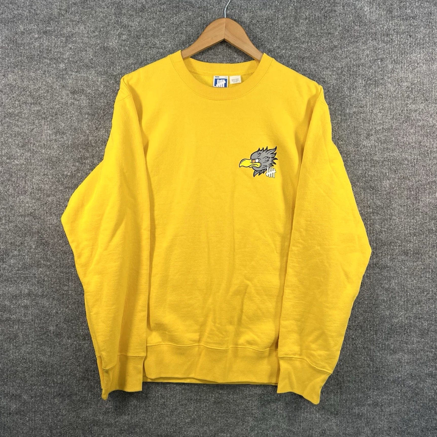 Undefeated VINTAGE UNDEFEATED BIRD BIRDS Mens Large Yellow Crewneck Sweatshirt Streetwear UNDFTD Size US L / EU 52-54 / 3 - 3 Thumbnail