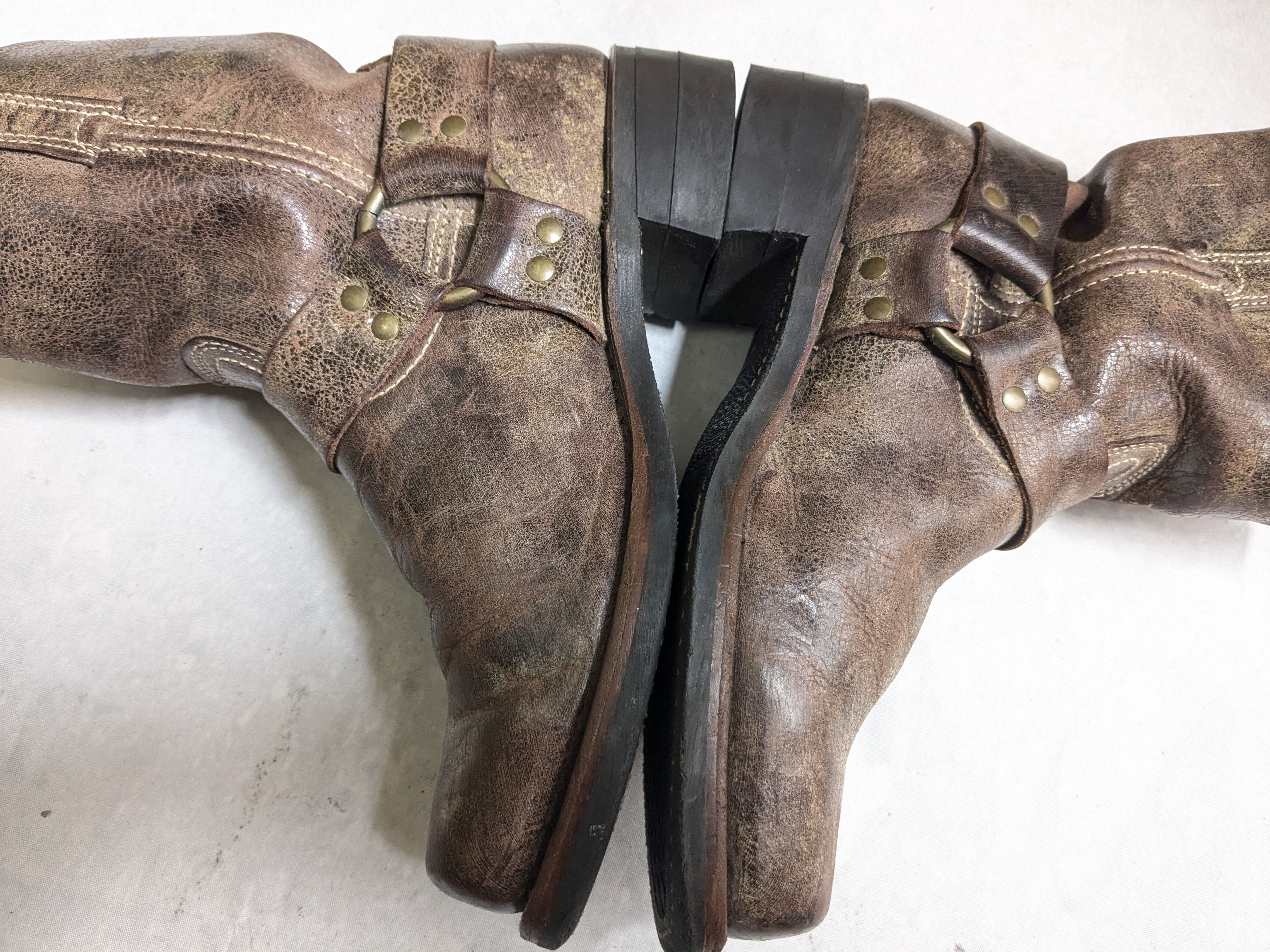 Frye Frye Harness Boots Brown Leather 9 M Buckle Size US 9 / EU 42 - 10 Thumbnail
