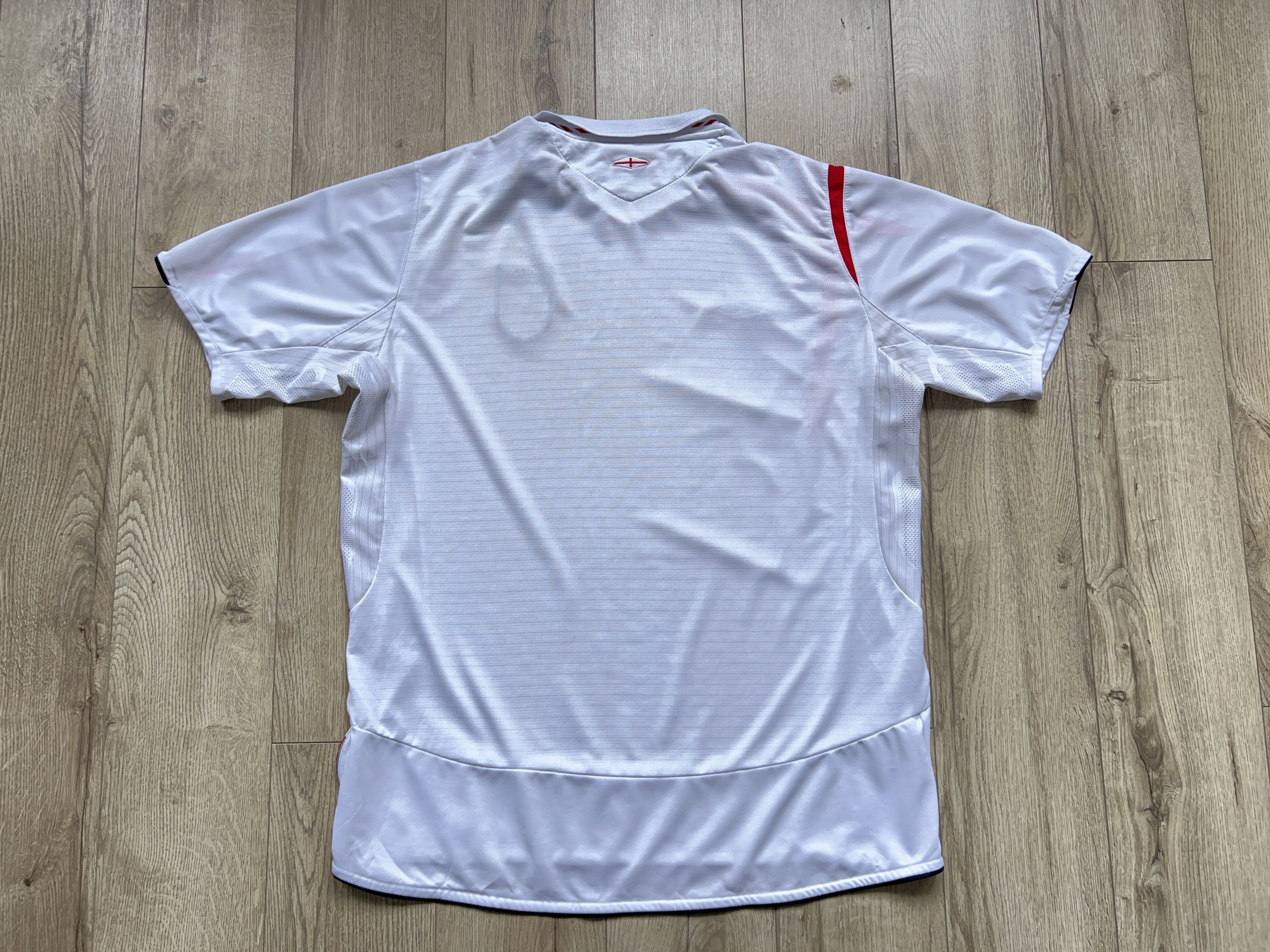 Umbro × Vintage Mens England National Team 2006 2007 Home Football XL Size US XL / EU 56 / 4 - 11 Thumbnail