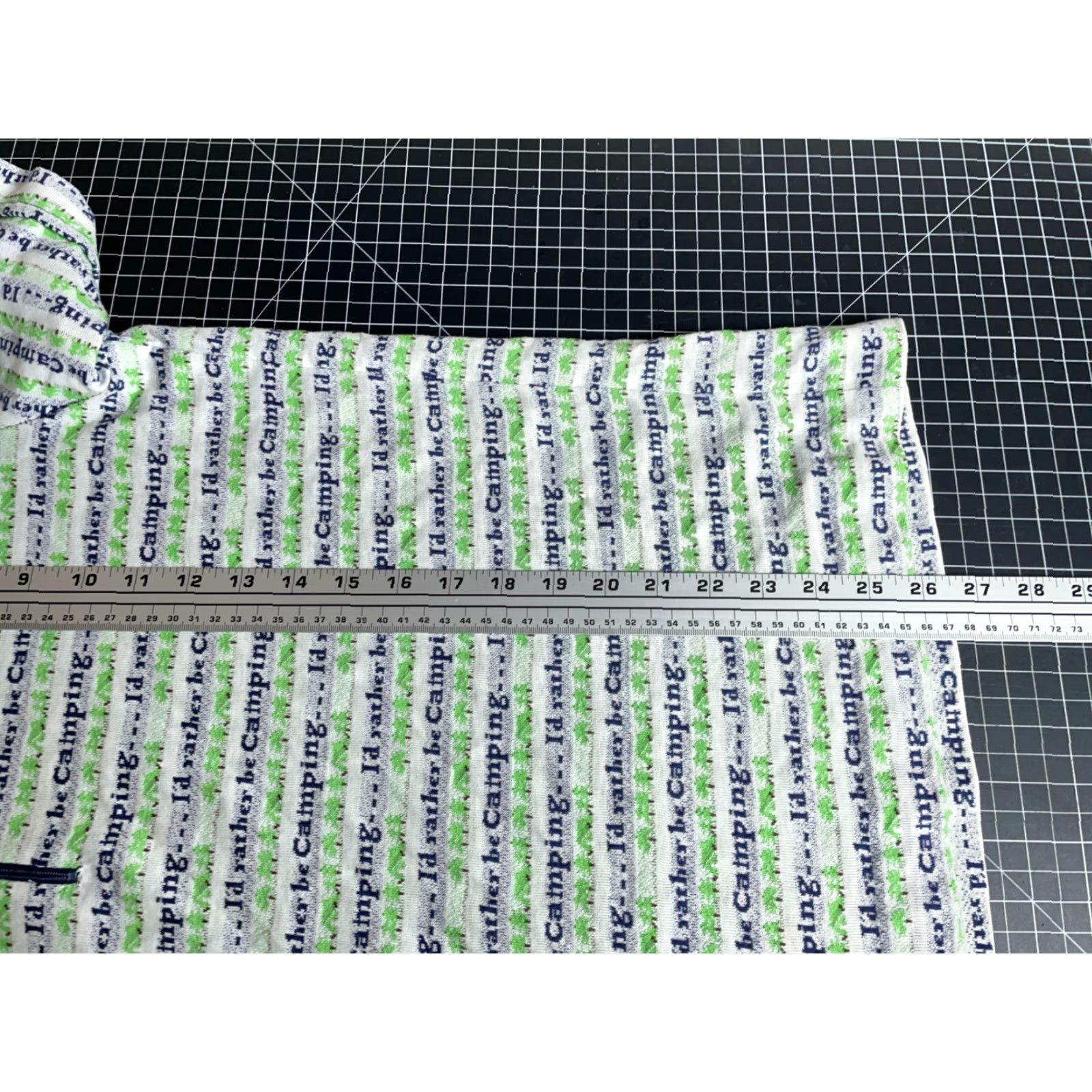 Vintage VINTAGE Polo Shirt Men's 1/4 Zip Camping Green White 90s Outdoor Retro Lightweight Textured Cotton Mix Knit Short Sleeve Regular Large Adult Mens Size US L / EU 52-54 / 3 - 6 Thumbnail