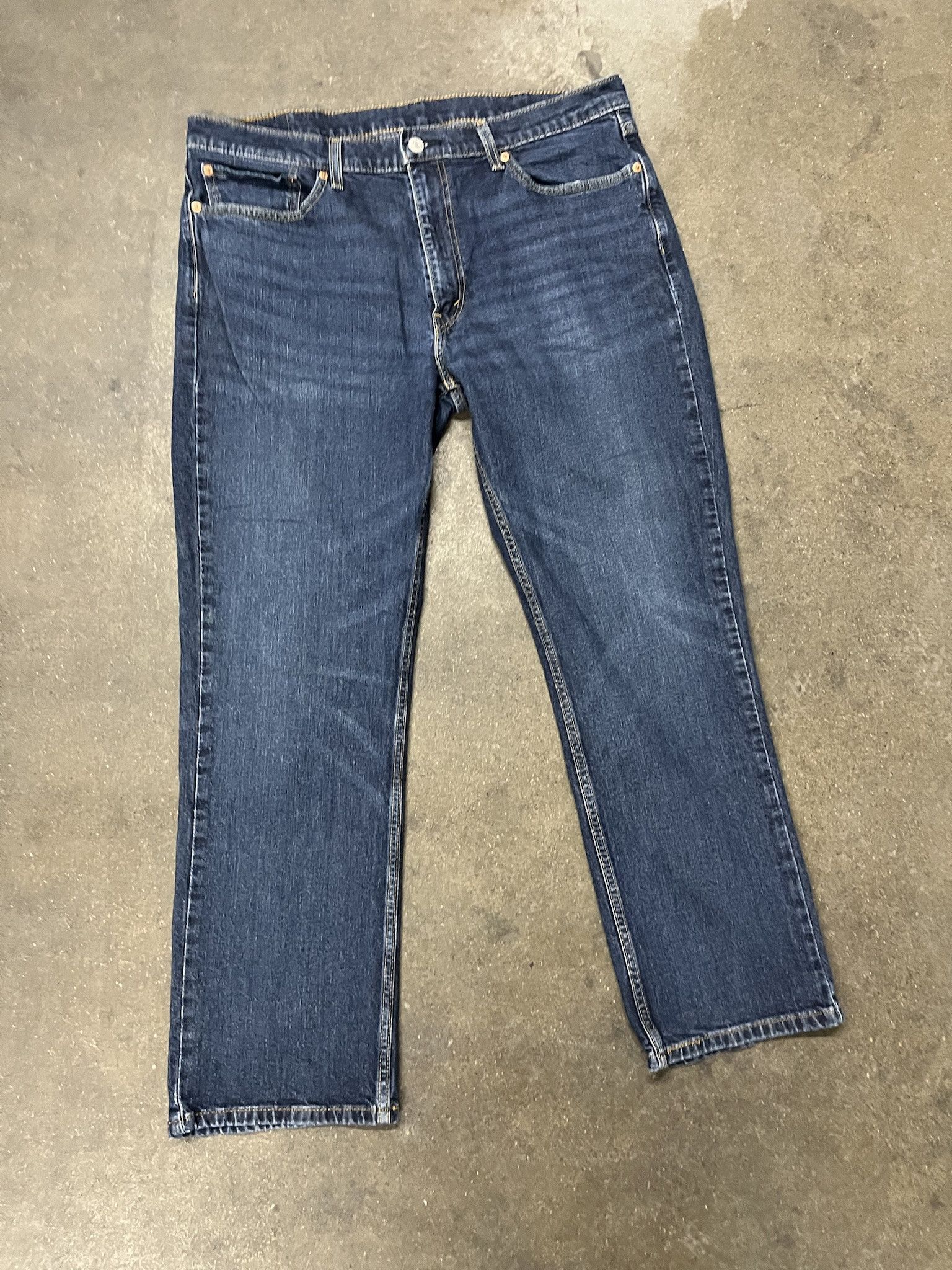 Levi's × Vintage × Wrangler Vintage 2000s Levi's 514 Dark Wash Jeans Size 38 Size US 38 / EU 54 - 1 Thumbnail