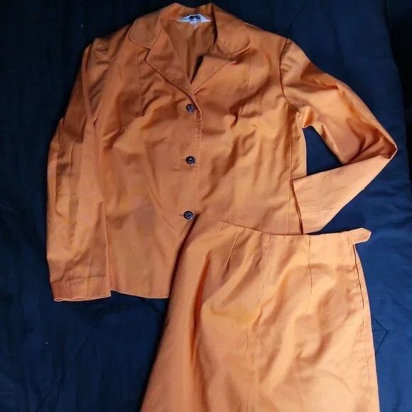 Vintage 70s Miss Pat Stay Shape Skirt & Blazer Jacket Set