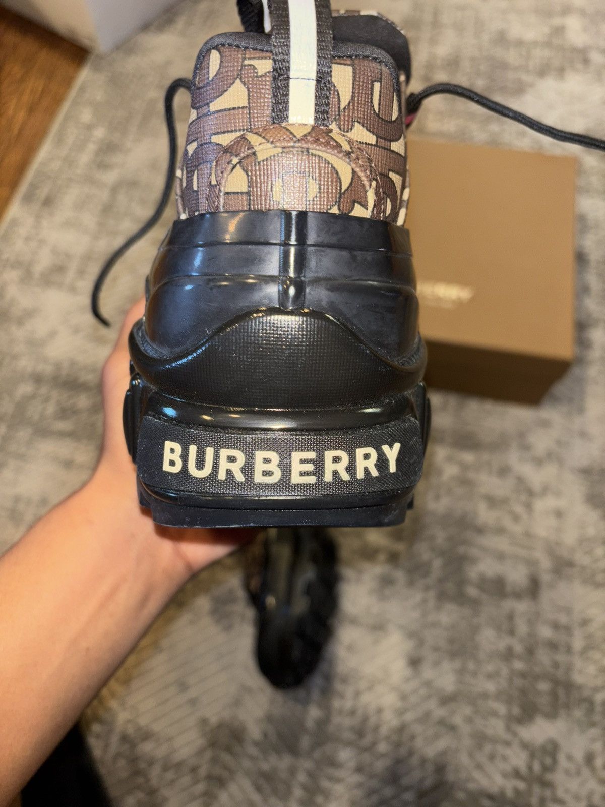 Burberry Burberry Arthur Size US 13 / EU 46 - 7 Thumbnail