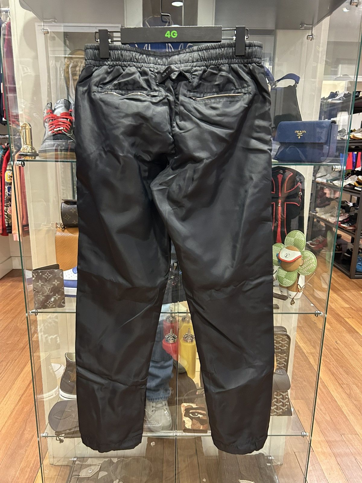 1017 ALYX 9SM 1017 Alyx 9sm Nylon Key Ring Pants Size US 29 - 2 Thumbnail