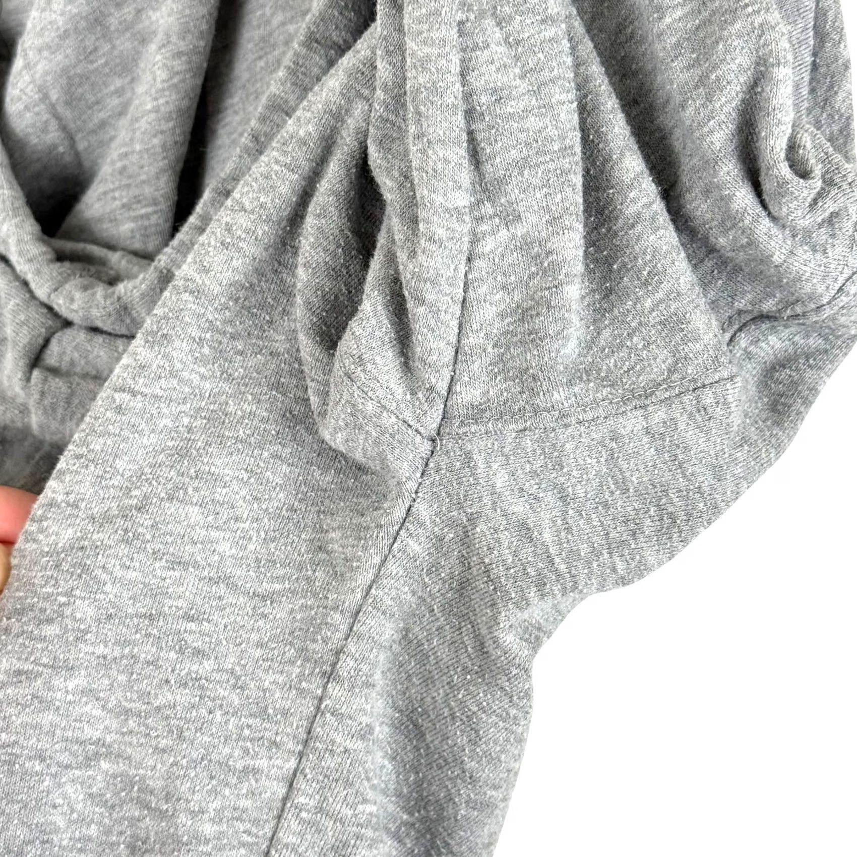 Cotton On Cotton On Cropped Basic Light Heather Gray Drawstring Hoodie Sweatshirt Small Womens Gray Sweatshirt Pullover Hoodie COTTON ON Size S / US 4 / IT 40 - 5 Thumbnail