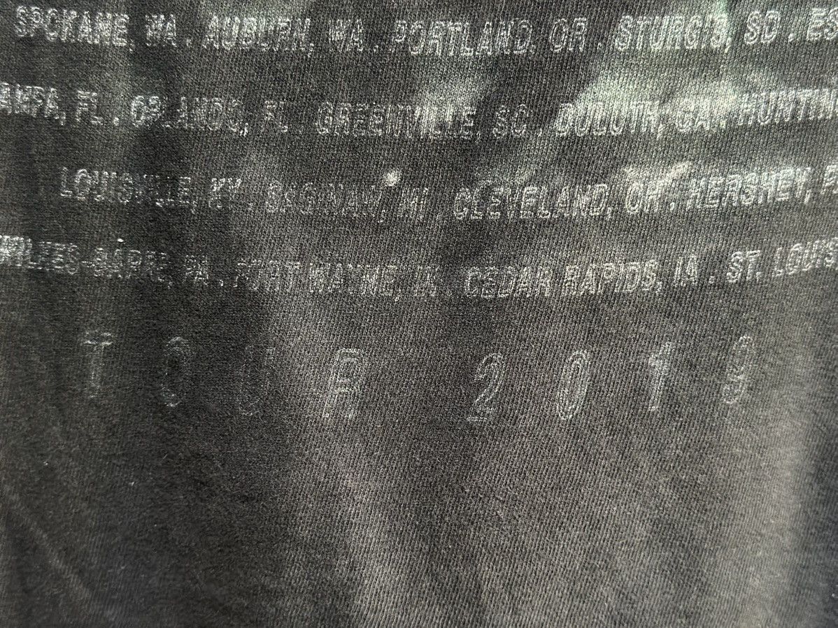 Band Tees Thrashed Vintage Disturbed Evolution Distress Tee Size US M / EU 48-50 / 2 - 10 Thumbnail