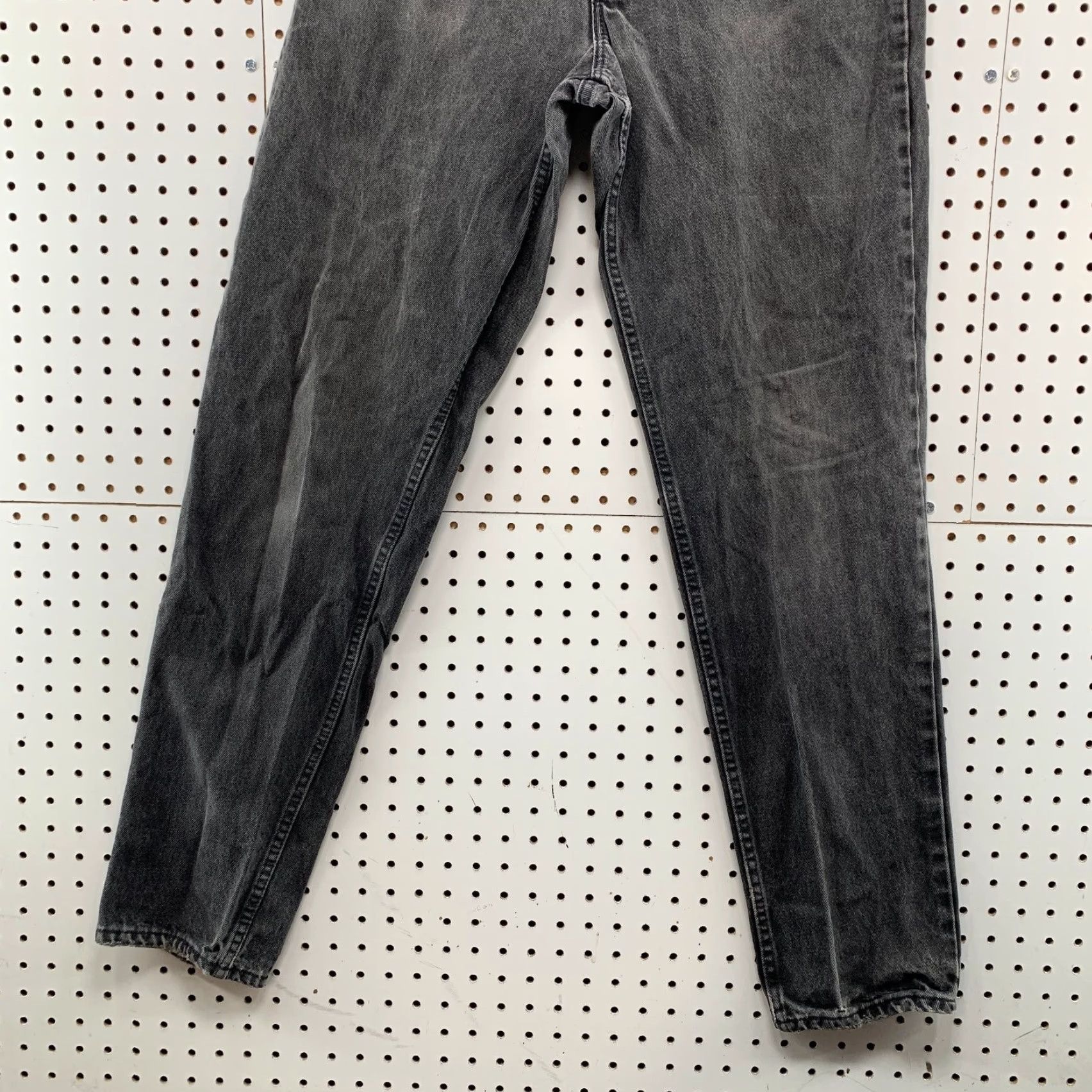 Levi's VINTAGE Levi's 550 Jeans Mens 31x33 Black Denim 90s USA Tapered 5-Pocket Size US 31 - 6 Thumbnail