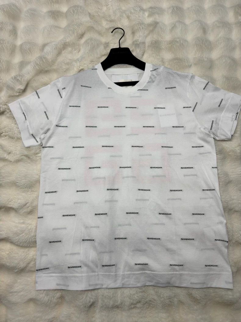 Givenchy GivenchyShort-sleeved T-shirt 2503-Nextarrow Size US L / EU 52-54 / 3 - 1 Thumbnail