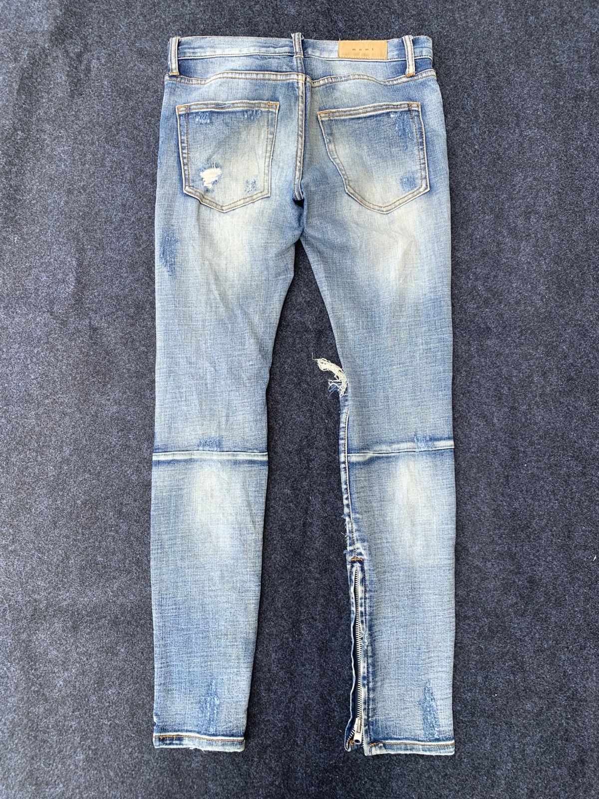 MNML Distressed MNML & nice design. Size US 31 - 2 Thumbnail