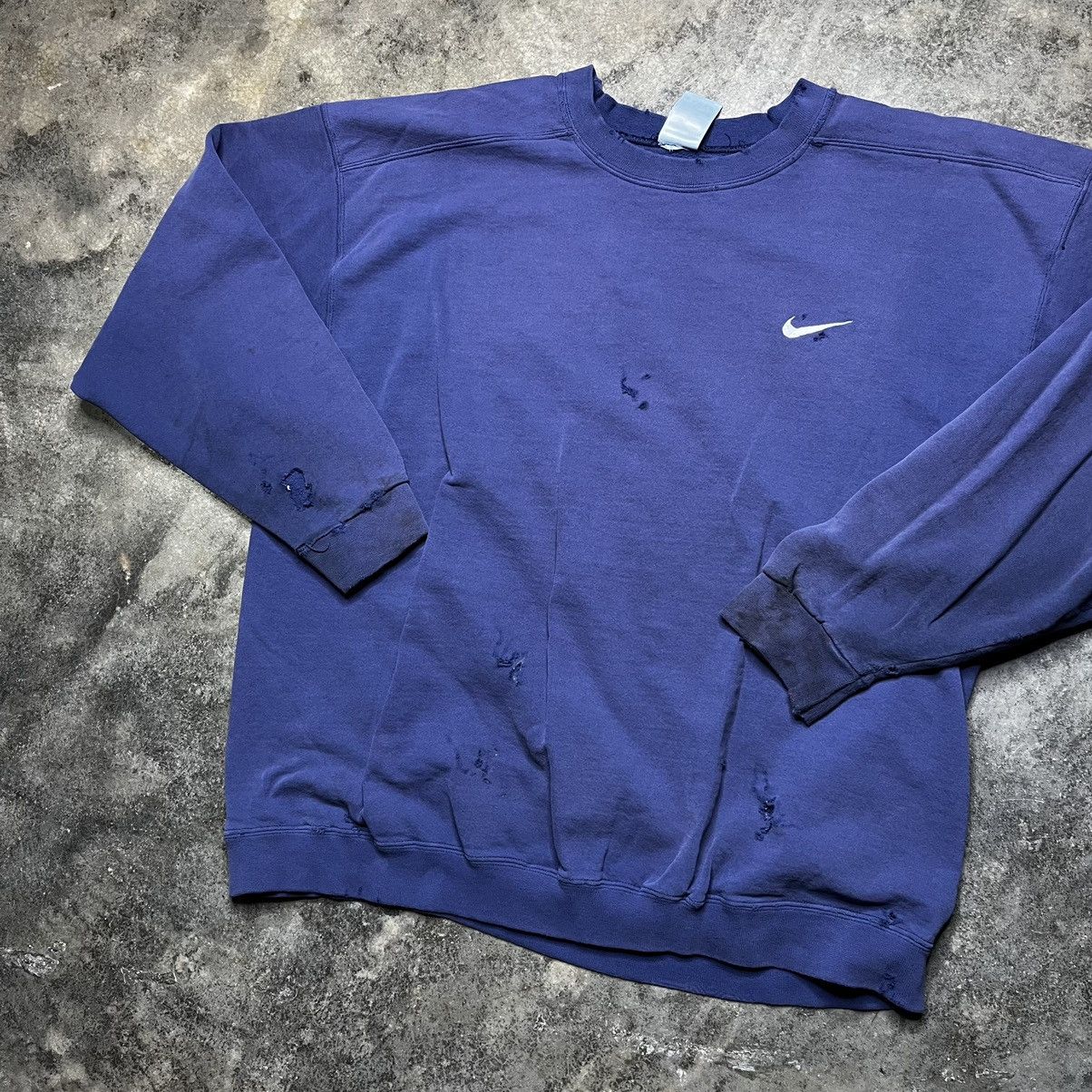 Nike × Vintage vintage 90s nike thrashed sweatshirt Size US XL / EU 56 / 4 - 2 Thumbnail