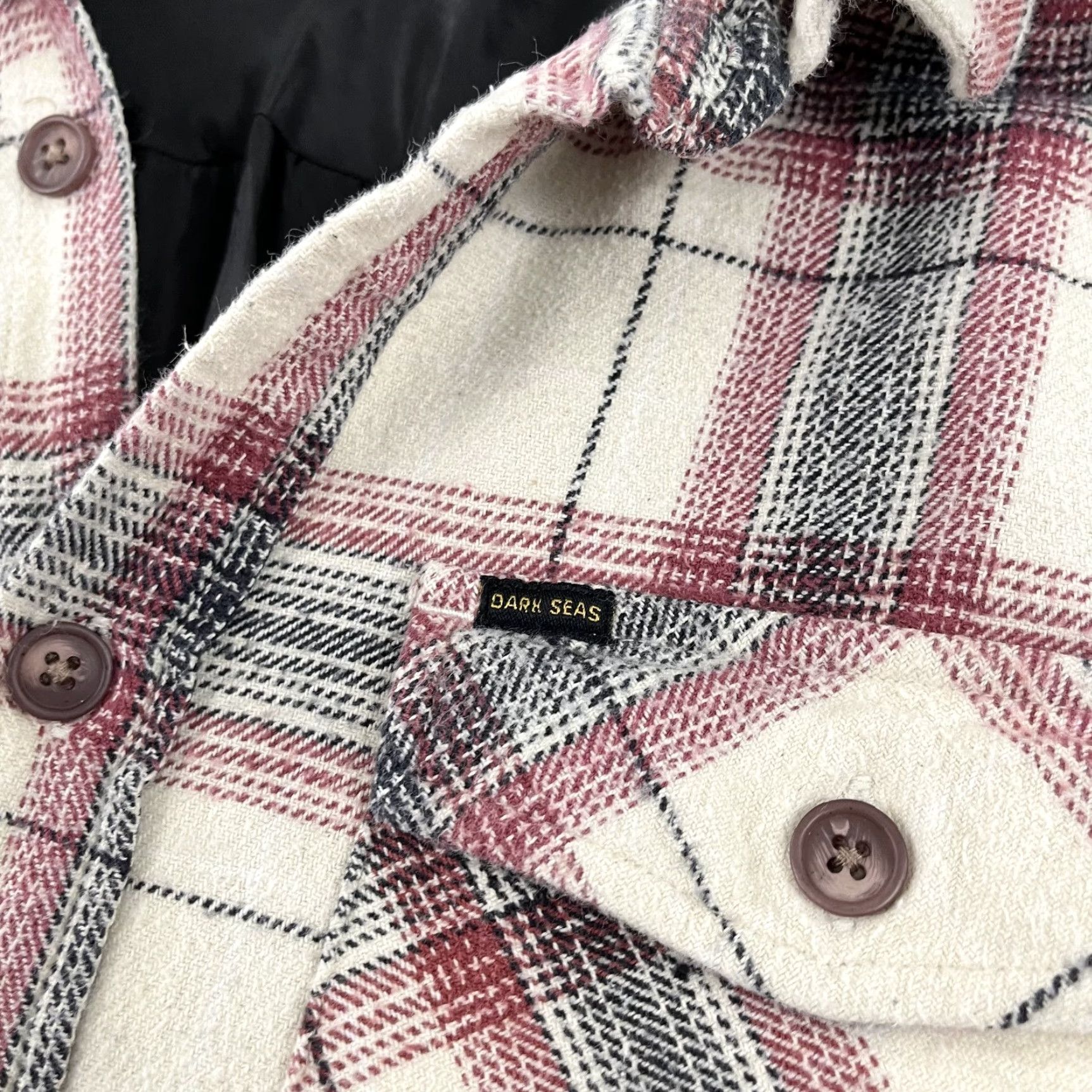 Vintage Dark Seas Jacket Mens Large Brown Red Plaid Flannel Hooded Button Up Pockets Size US L / EU 52-54 / 3 - 4 Thumbnail