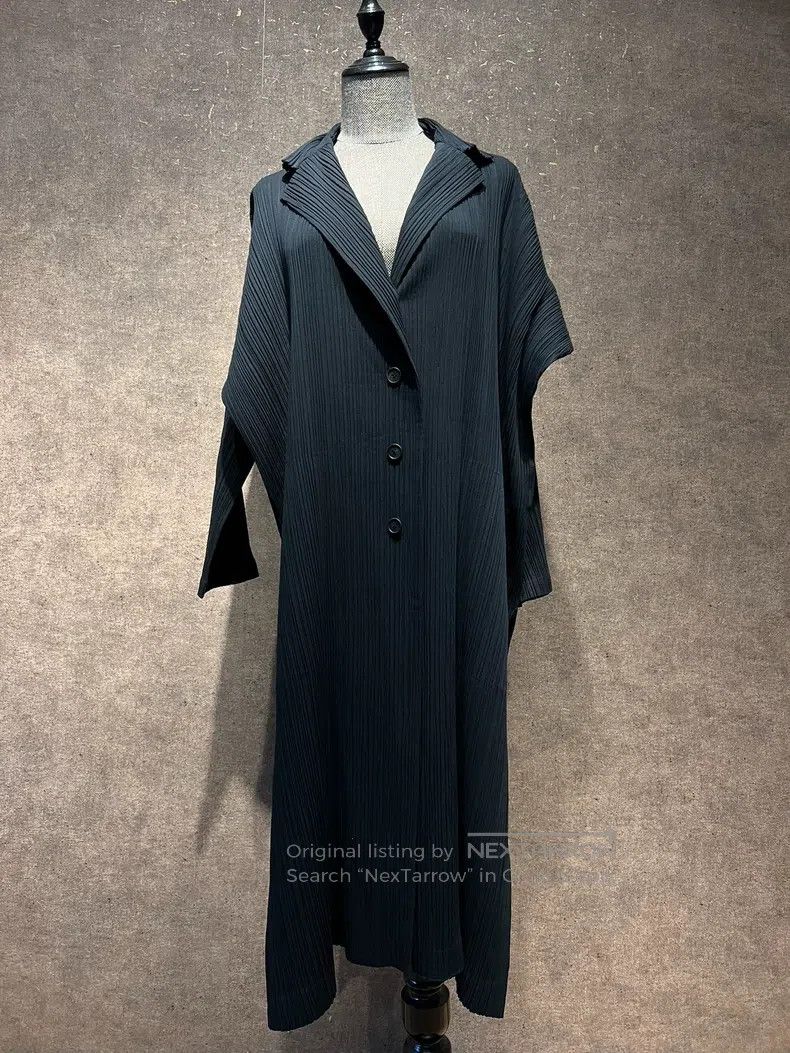 Issey Miyake Issey Miyake Long Pleated Trench Coat Size M / US 6-8 / IT 42-44 - 1 Thumbnail