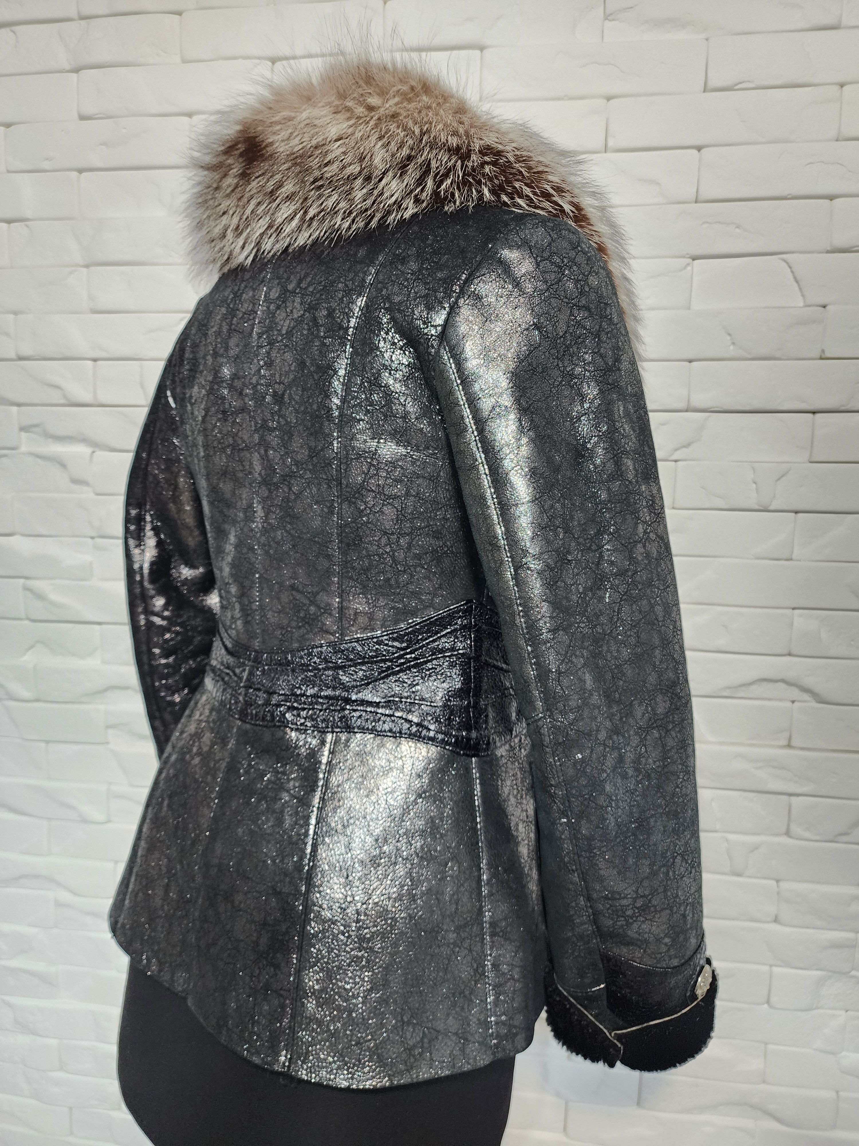 Uniqlo Gray Sheepskin Coat: Women's Fur Collar Winter Coat Size S / US 4 / IT 40 - 6 Thumbnail