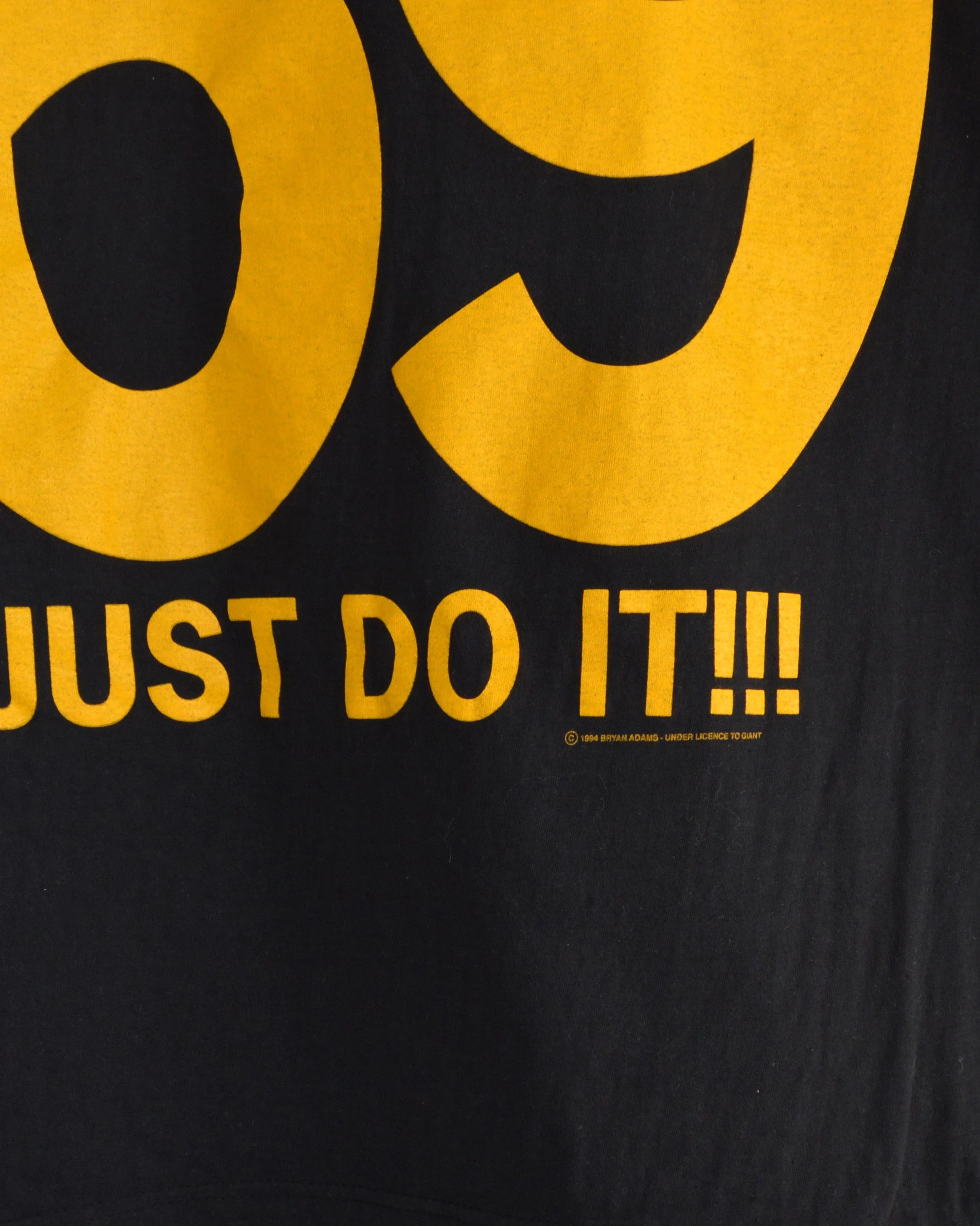 Vintage Vintage 1994 Bryan Adams 69 Just Do It t shirt Size US L / EU 52-54 / 3 - 3 Thumbnail