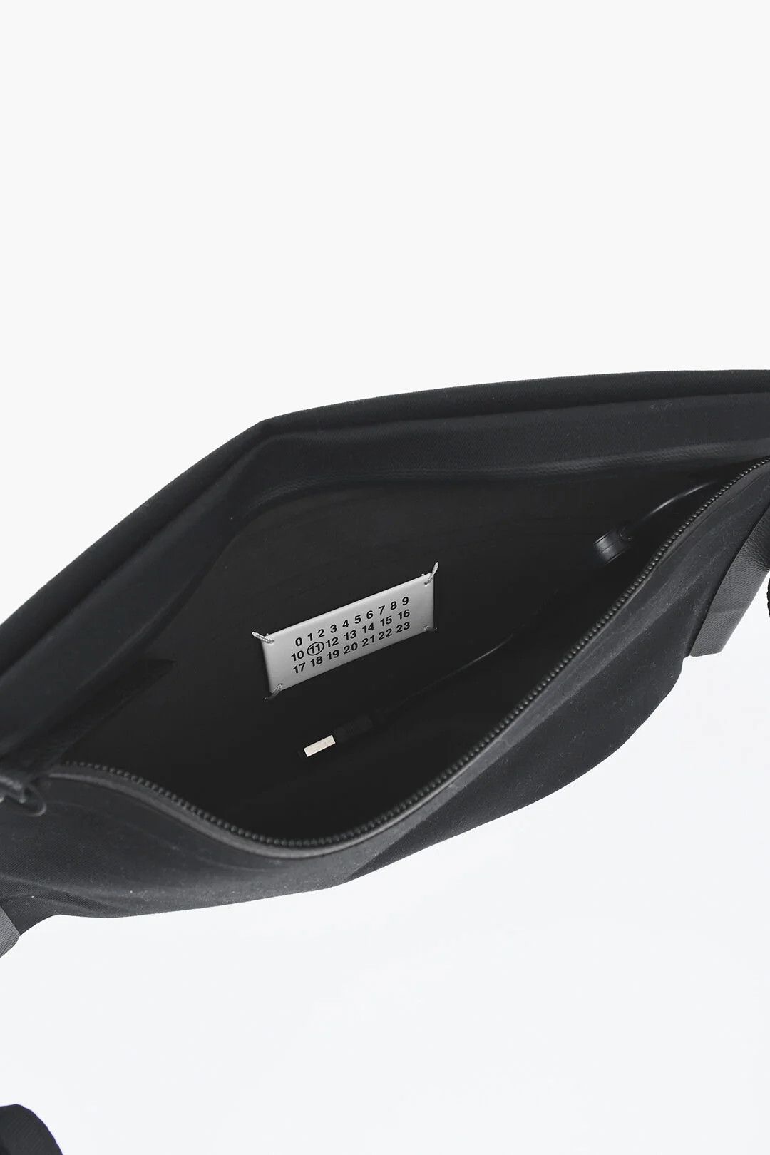 Maison Margiela og1mm0326 Size: OS / Mackintosh Fabric Waist Bag in Black Size ONE SIZE - 5 Thumbnail