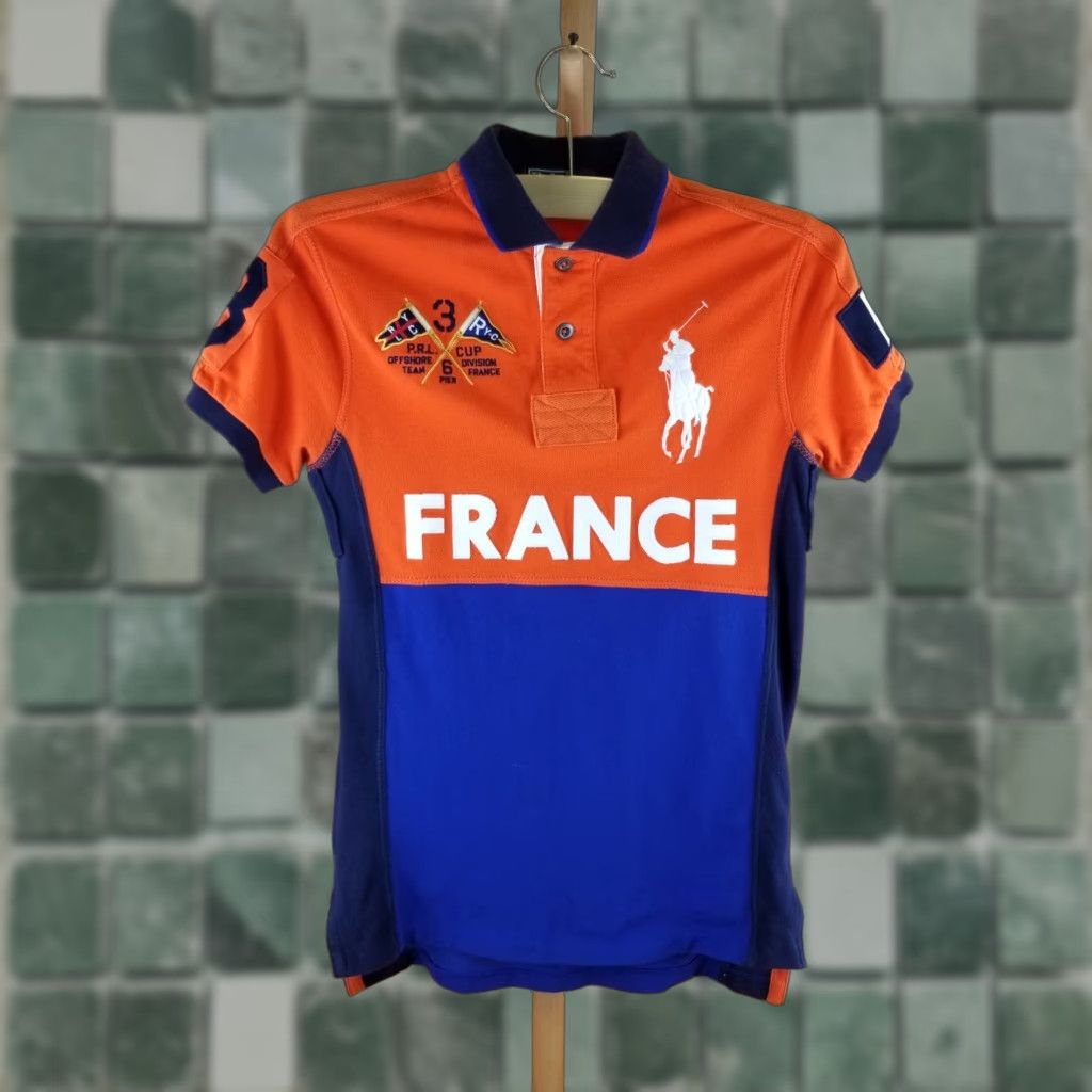 Polo Ralph Lauren VINTAGE RALPH LAUREN POLO SHIRT NAVY/ORANGE FRANCE POLO SHIRT SZ SMALL MEN T-SHIRT 18 INCH CROSS CHEST 28 INCH TOP TO BOTTOM 28 INCH SPRING SUMMER Size US S / EU 44-46 / 1 - 1 Thumbnail