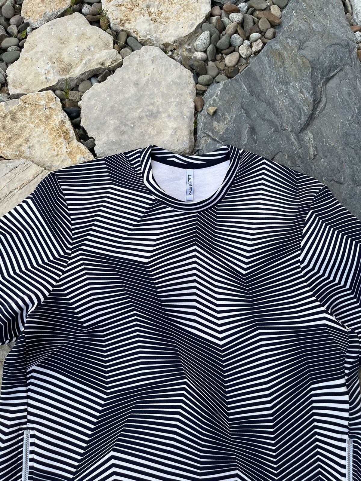 Neil Barrett Neil Barrett heavy sponge illusion all over print tee tshirt Size US L / EU 52-54 / 3 - 3 Thumbnail