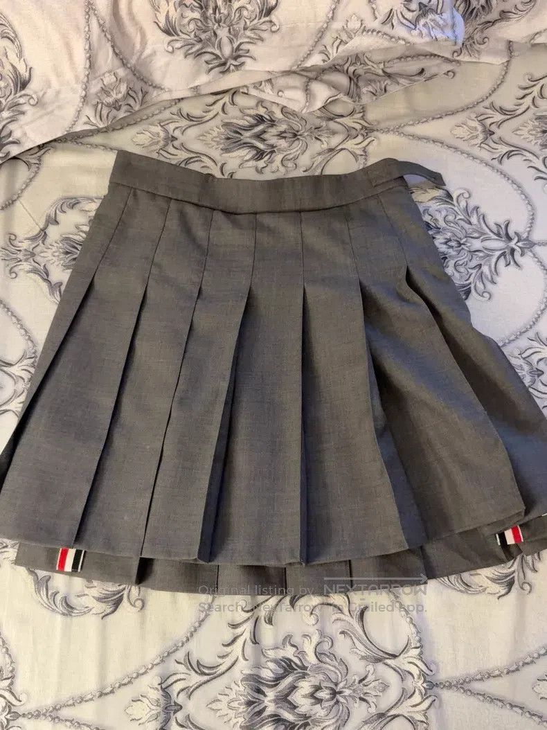 Thom Browne Thom Browne Gray Wool Pleated Short Skirt Size 25" / US 0 / IT 36 - 2 Thumbnail