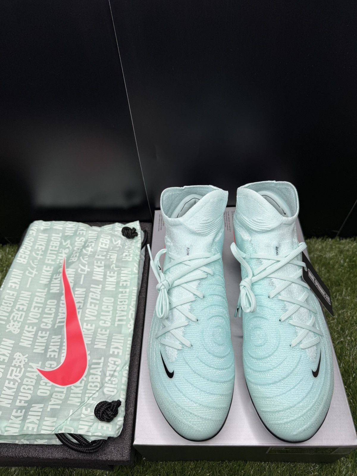 Nike Nike Phantom Luna 2 Elite Size US 10.5 / EU 43-44 - 2 Thumbnail