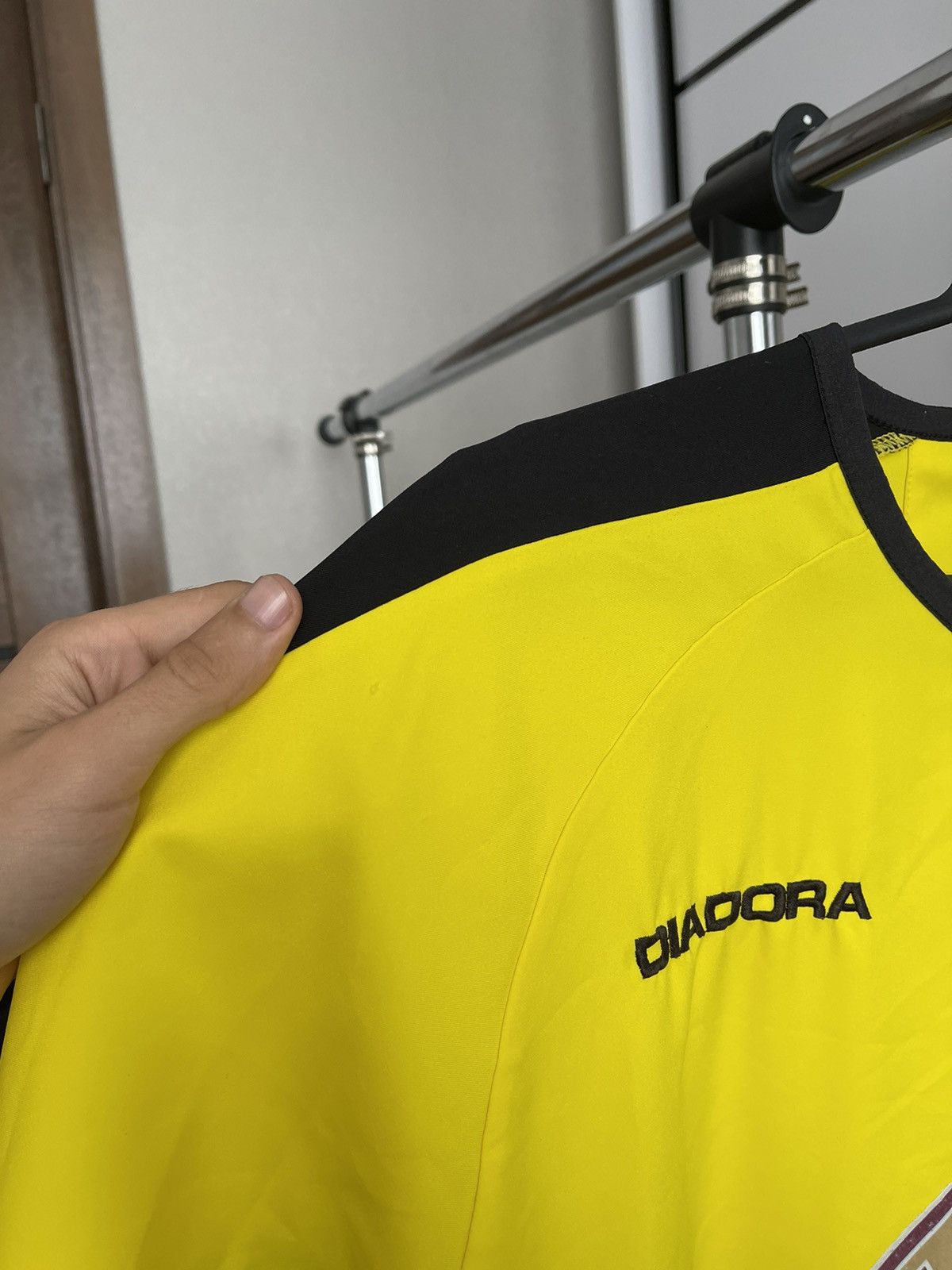 Diadora 2003/2004 Diadora Aston Villa Vintage Soccer Jersey T-Shirt Size US M / EU 48-50 / 2 - 11 Thumbnail