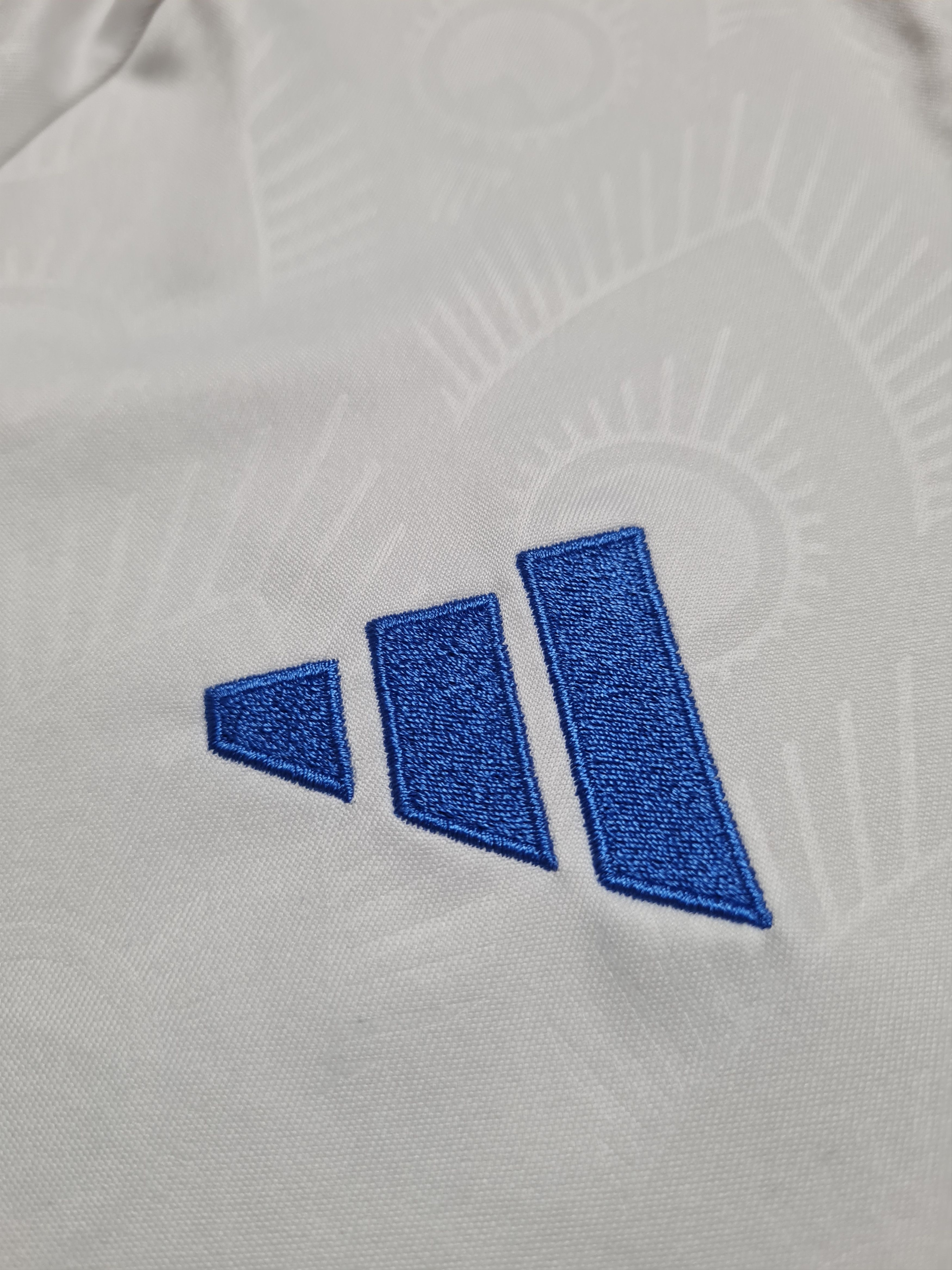 Adidas FOOTBALL SOCCER SHIRT LEEDS UNITED 2023/2024 JERSEY ADIDAS Size US M / EU 48-50 / 2 - 15 Thumbnail