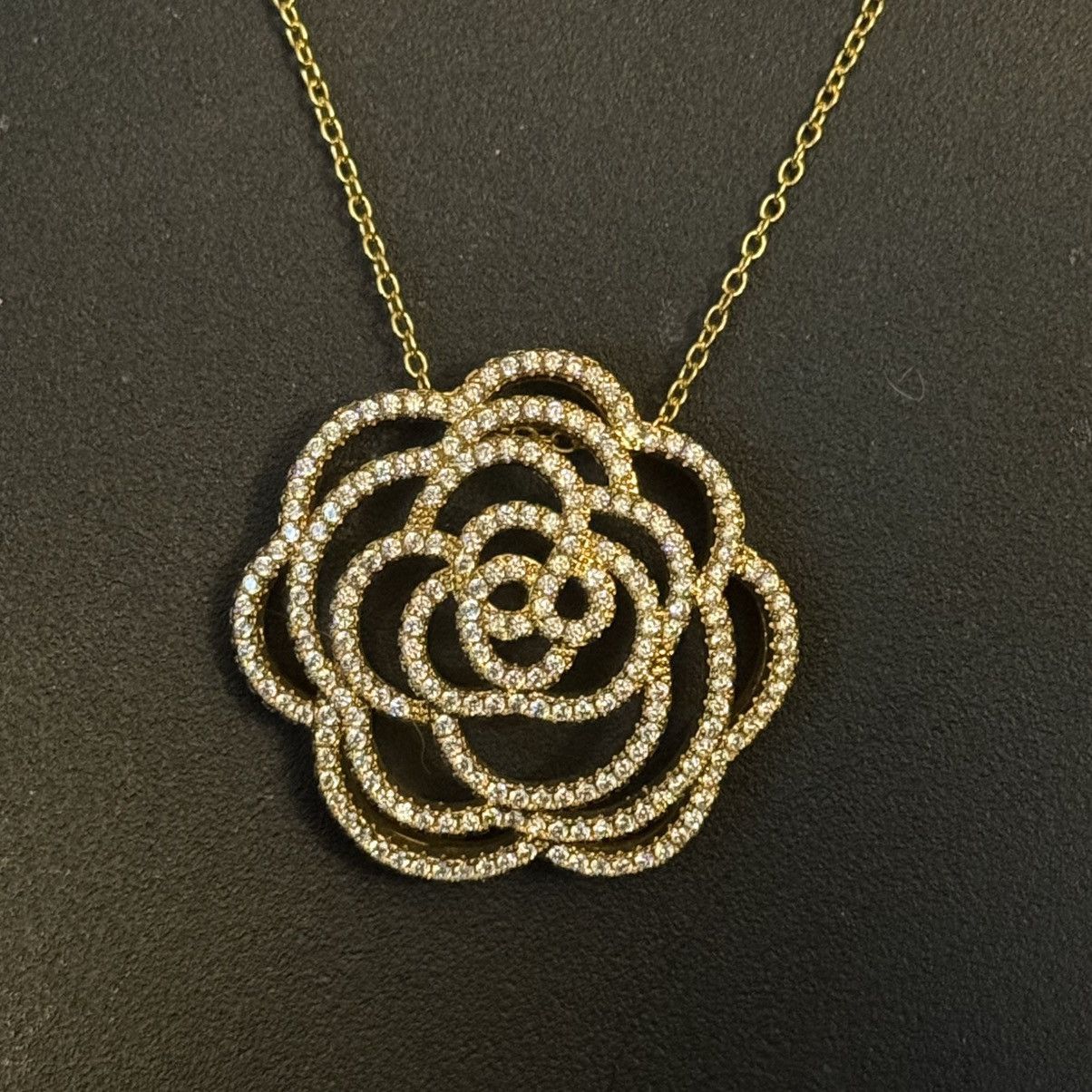 Other Gold tone rhinestone rose pendant necklace Size ONE SIZE - 2 Thumbnail
