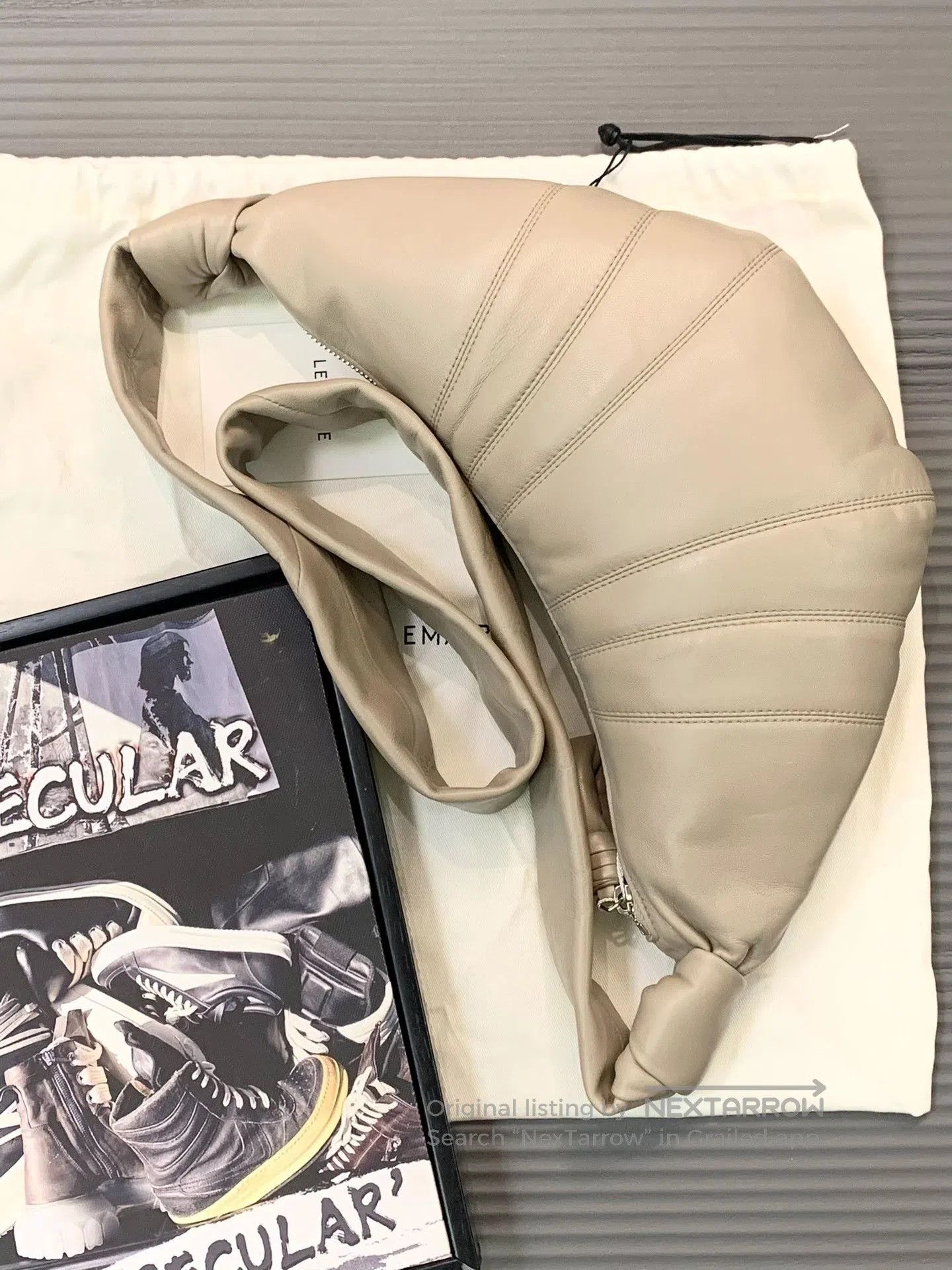 Lemaire Lemaire Small Sheepskin Croissant Bag. Size ONE SIZE - 4 Thumbnail