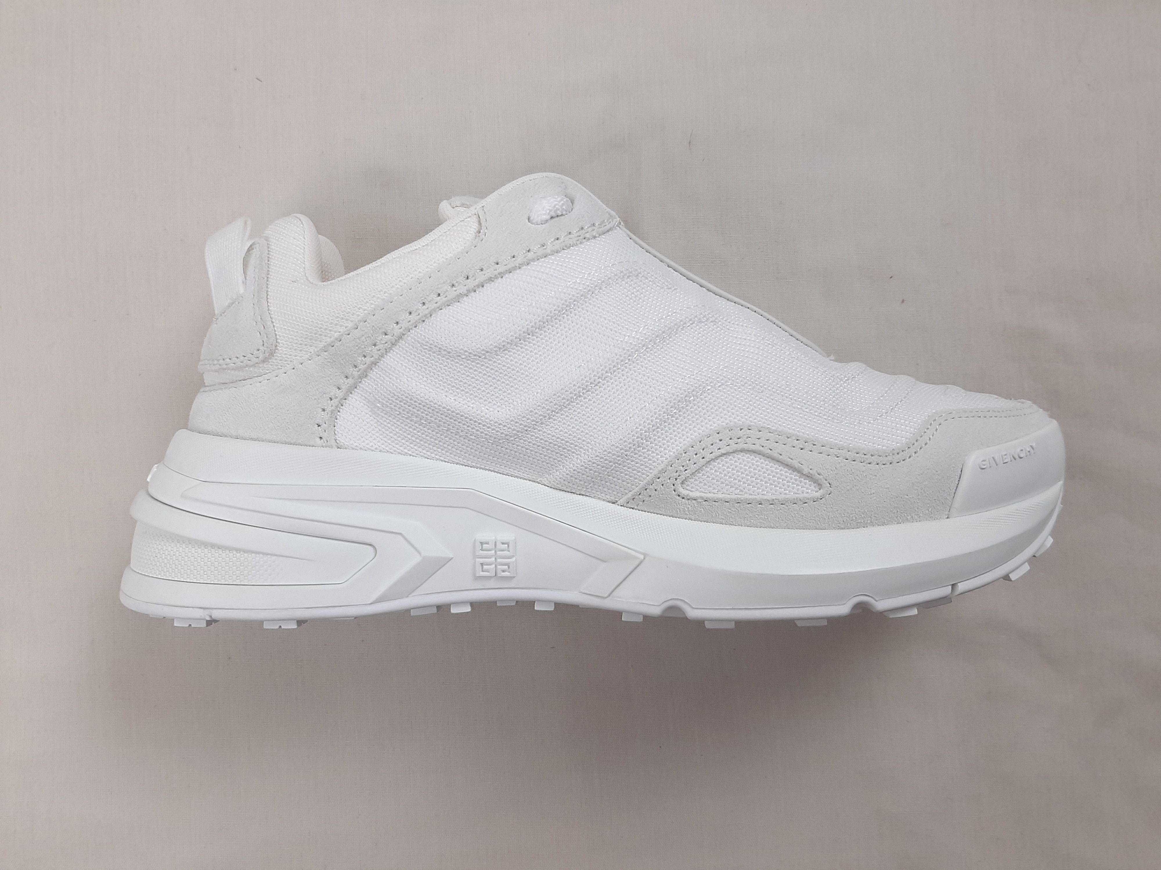Givenchy Givenchy GIV 1 Sneakers Women's White Size US 8 EU 38 Size US 8 / IT 38 - 8 Thumbnail