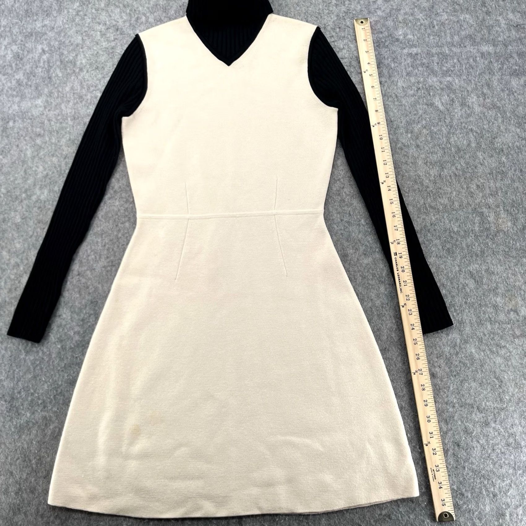 citrine bridesmaid dresses Terani Couture 2111P4020 / 0 LILIAC Black Sleeveless Round Neck Material:Embroidered Whether attending an unforgettable