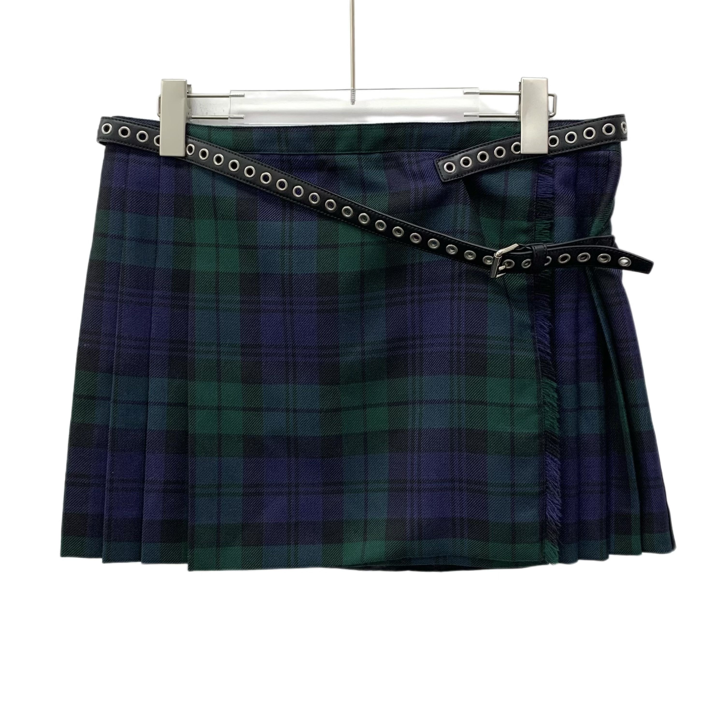 Miu Miu Miu Miu Plaid Pleated Skirt Belted (Size ML) Size 28" / US 6 / IT 42 - 1 Thumbnail