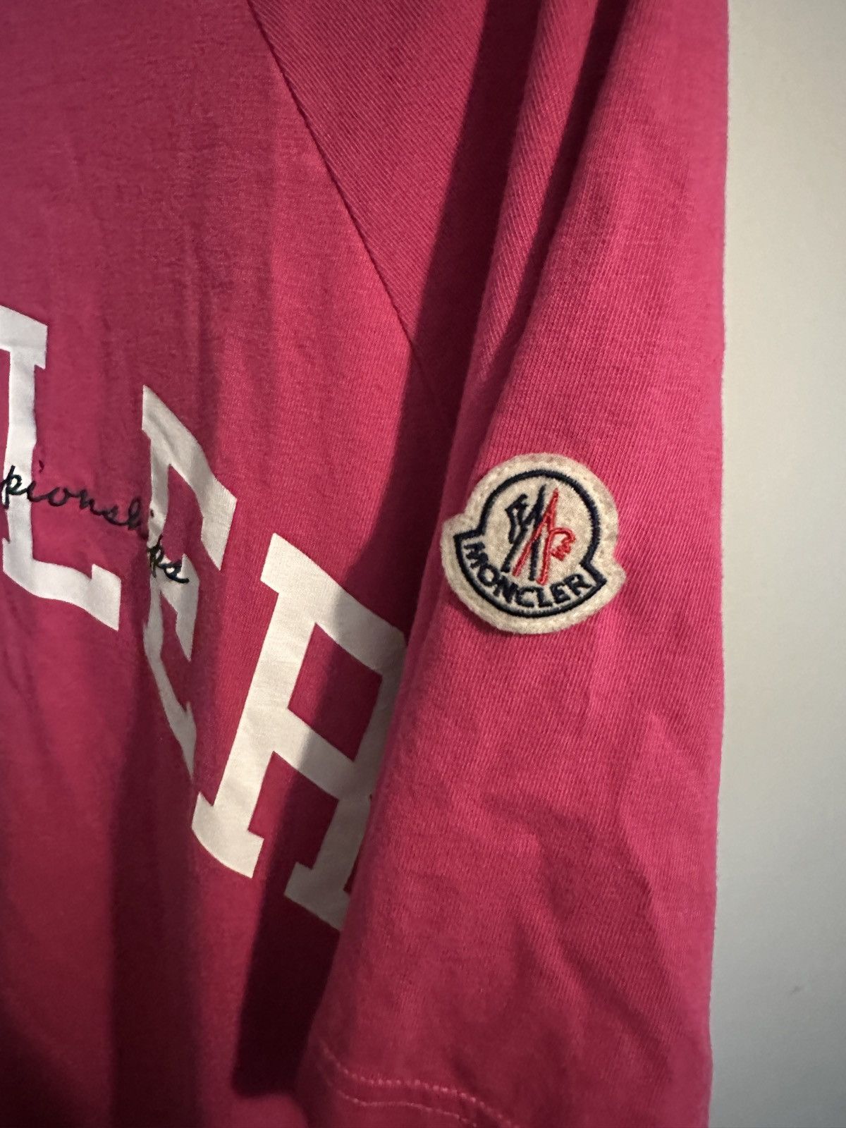 Moncler Moncler Logo T-Shirt Pink Size US M / EU 48-50 / 2 - 2 Thumbnail