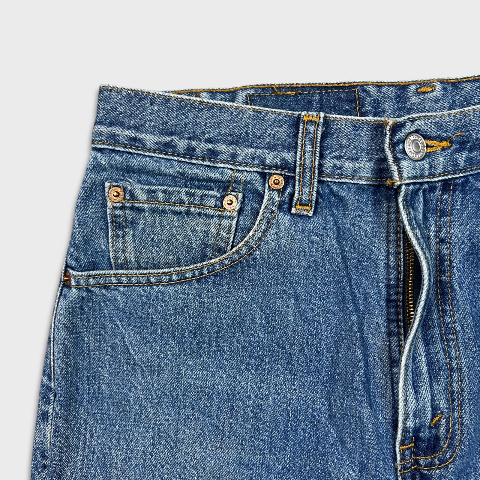 Levi's × Vintage Vintage Levi's 505 Jeans 32x32 Original Fit 90s Denim Pants Size US 32 / EU 48 - 3 Thumbnail