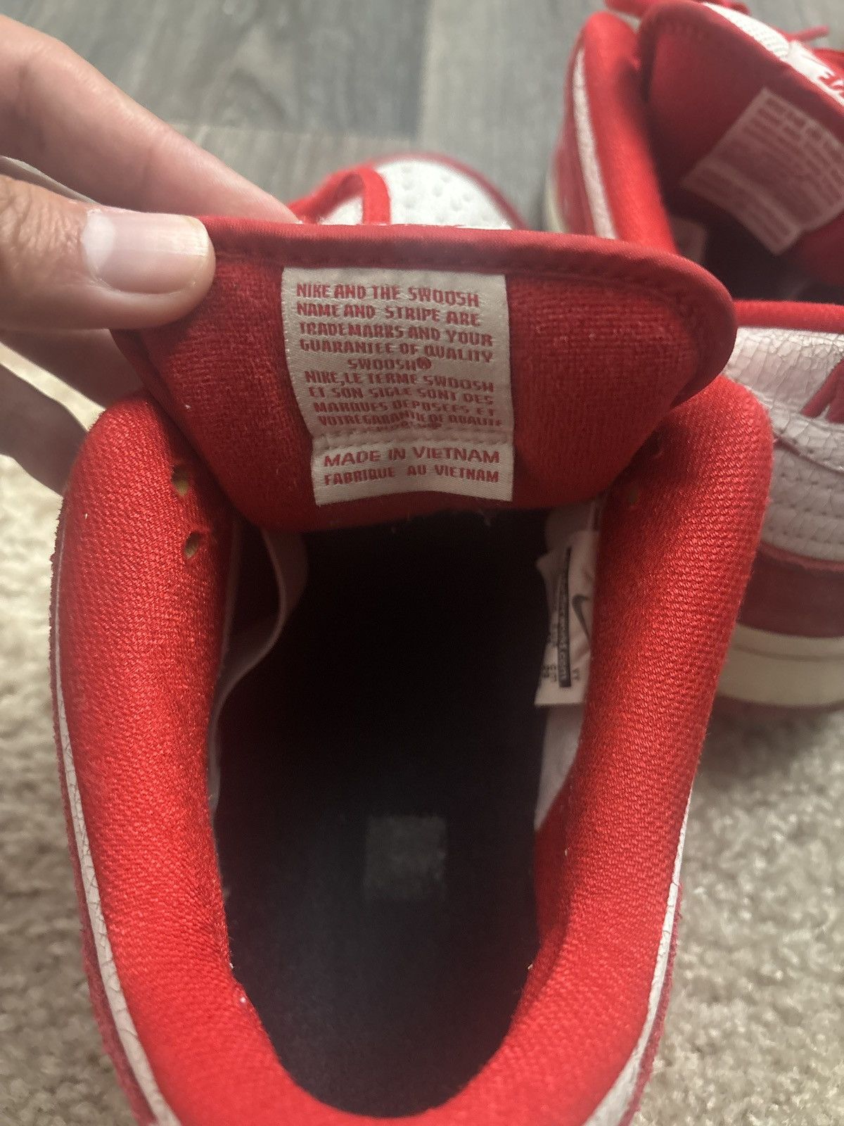 Nike SB Nike Sb Dunk valentine 2014 size 11 Size US 11 / EU 44 - 6 Thumbnail