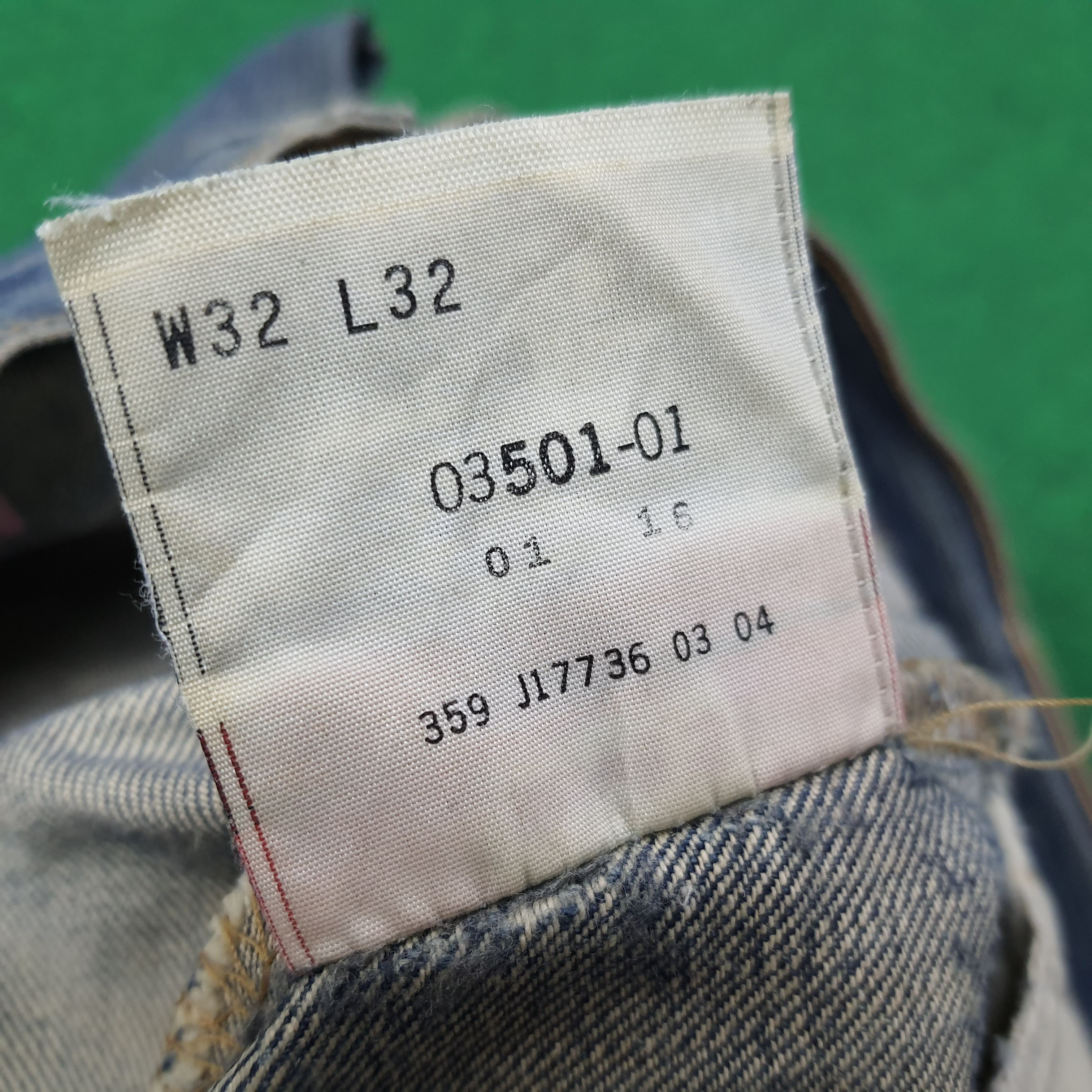 Levi's Vintage Levi's 501 Distressed Style Jeans C258N22 Size US 31 - 8 Thumbnail