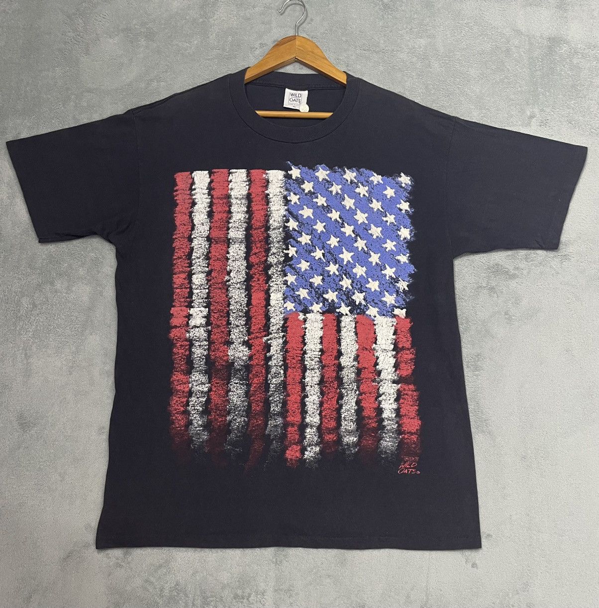 Vintage Big Logo America Flag Tshirt