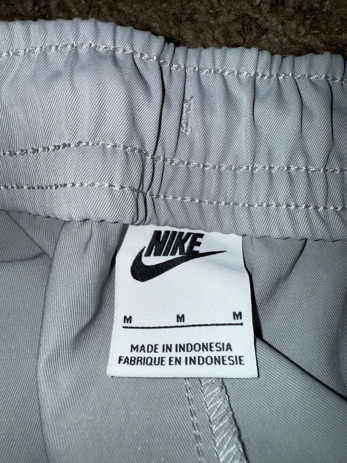 Nike Nike Men’s Sportswear Club Woven Tapered Tech Essential Commuter Uline Pants Size US 32 / EU 48 - 5 Thumbnail