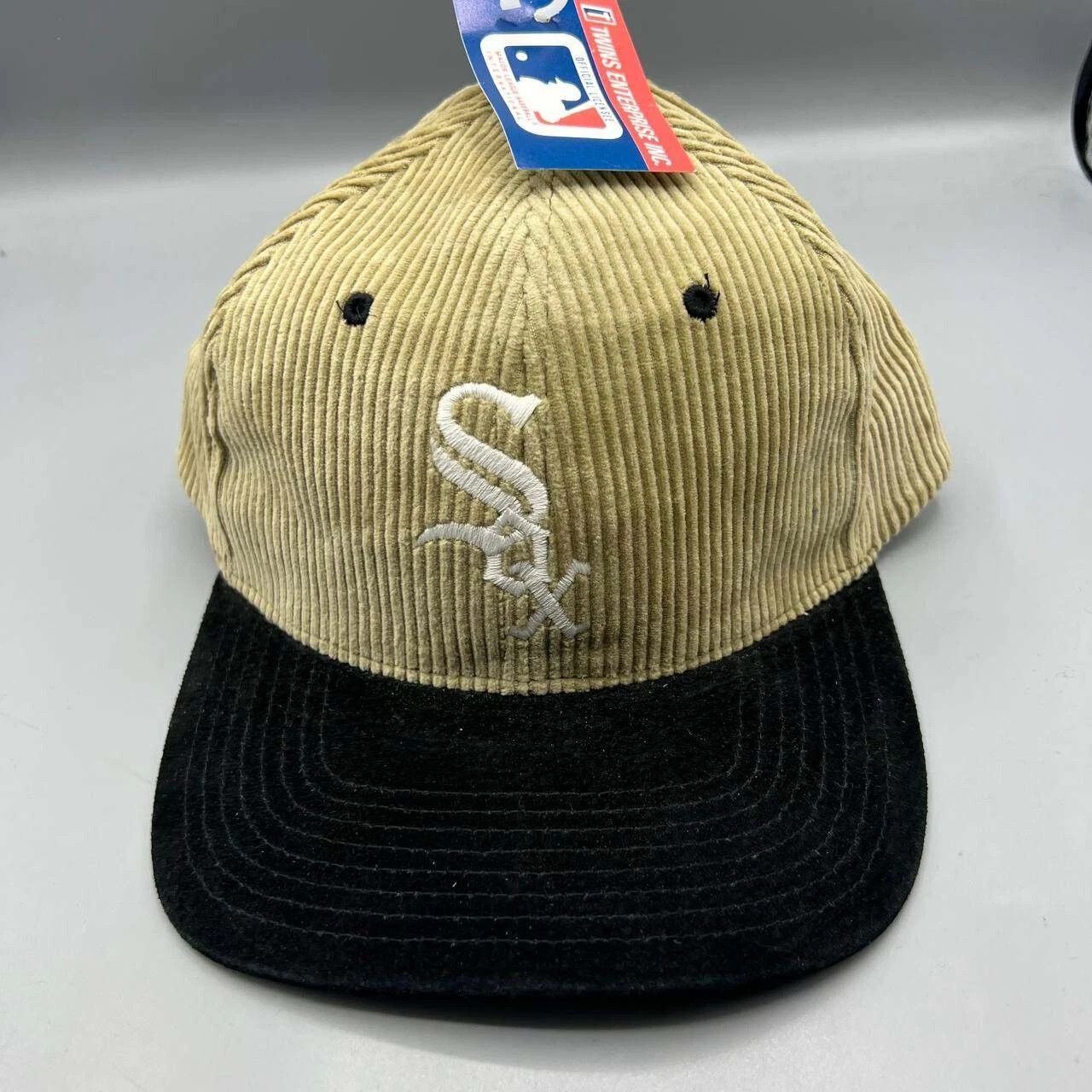 Twins Enterprise Inc. × Vintage Chicago White Sox Hat Men Corduroy Strap Back Cap New Size ONE SIZE - 1 Thumbnail