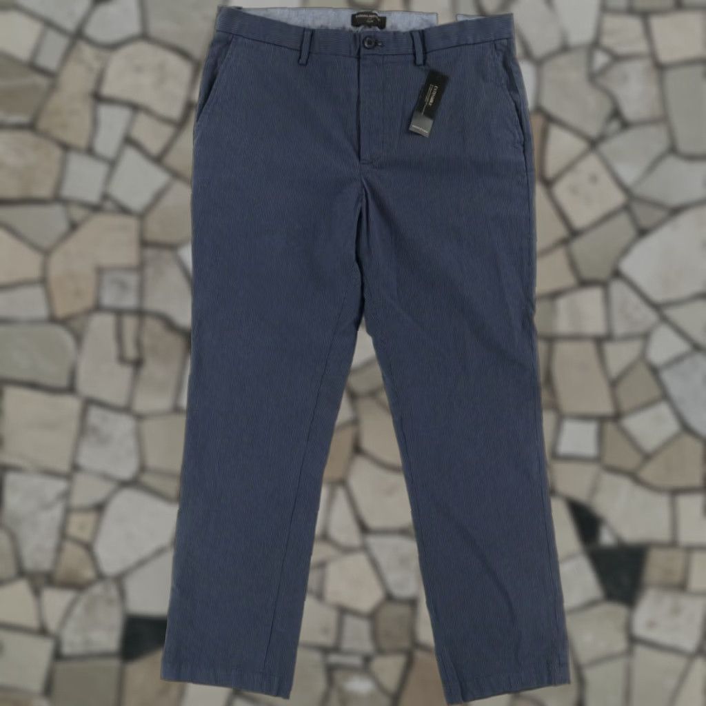 Banana Republic Banana Republic Slim Fit Stretch Chino Pants Navy Blue Striped Men's 36 Size US 36 / EU 52 - 1 Thumbnail