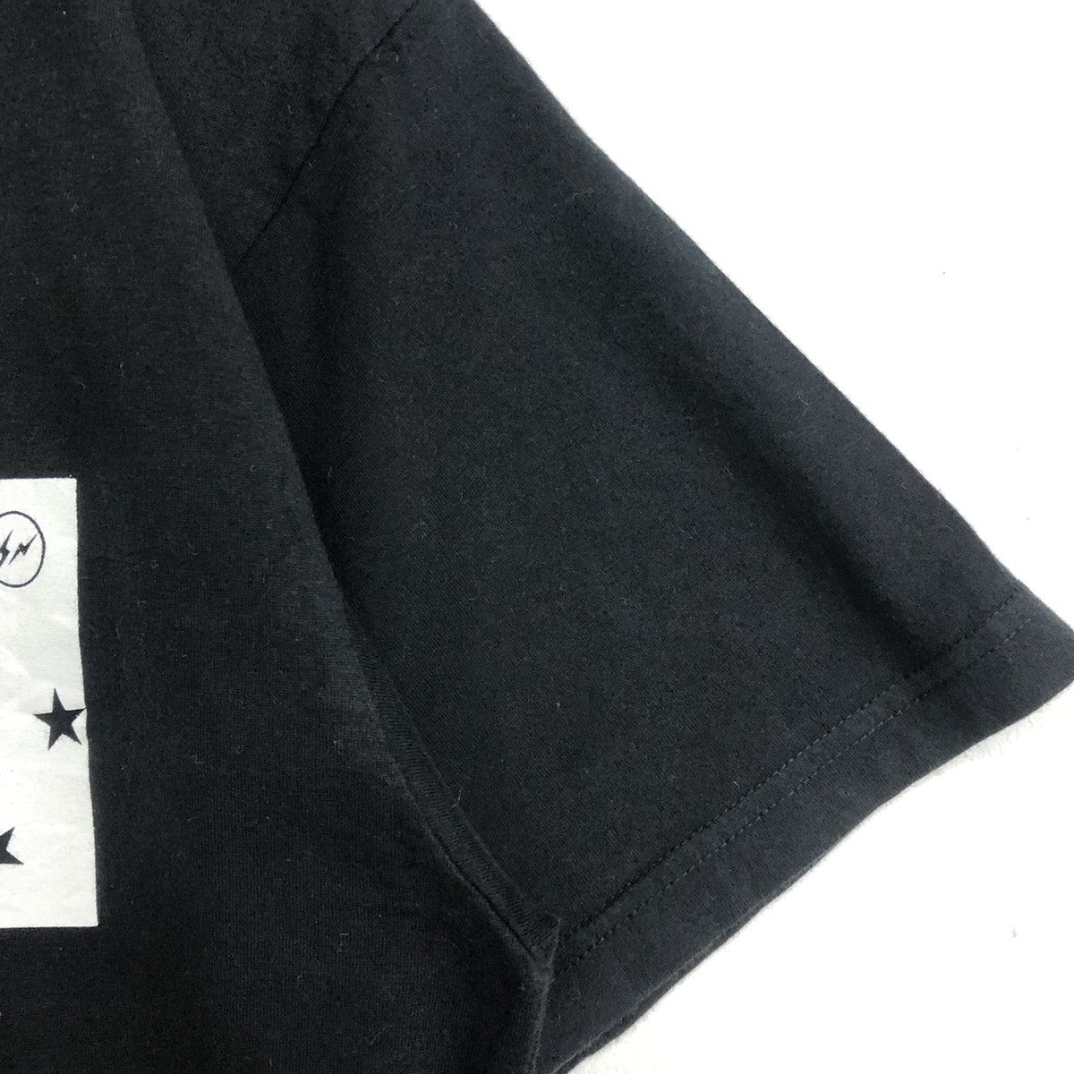 uniform experiment Uniform Experiment & Sophnet X Fragment Starbox Logo Tshirt Size US M / EU 48-50 / 2 - 8 Thumbnail